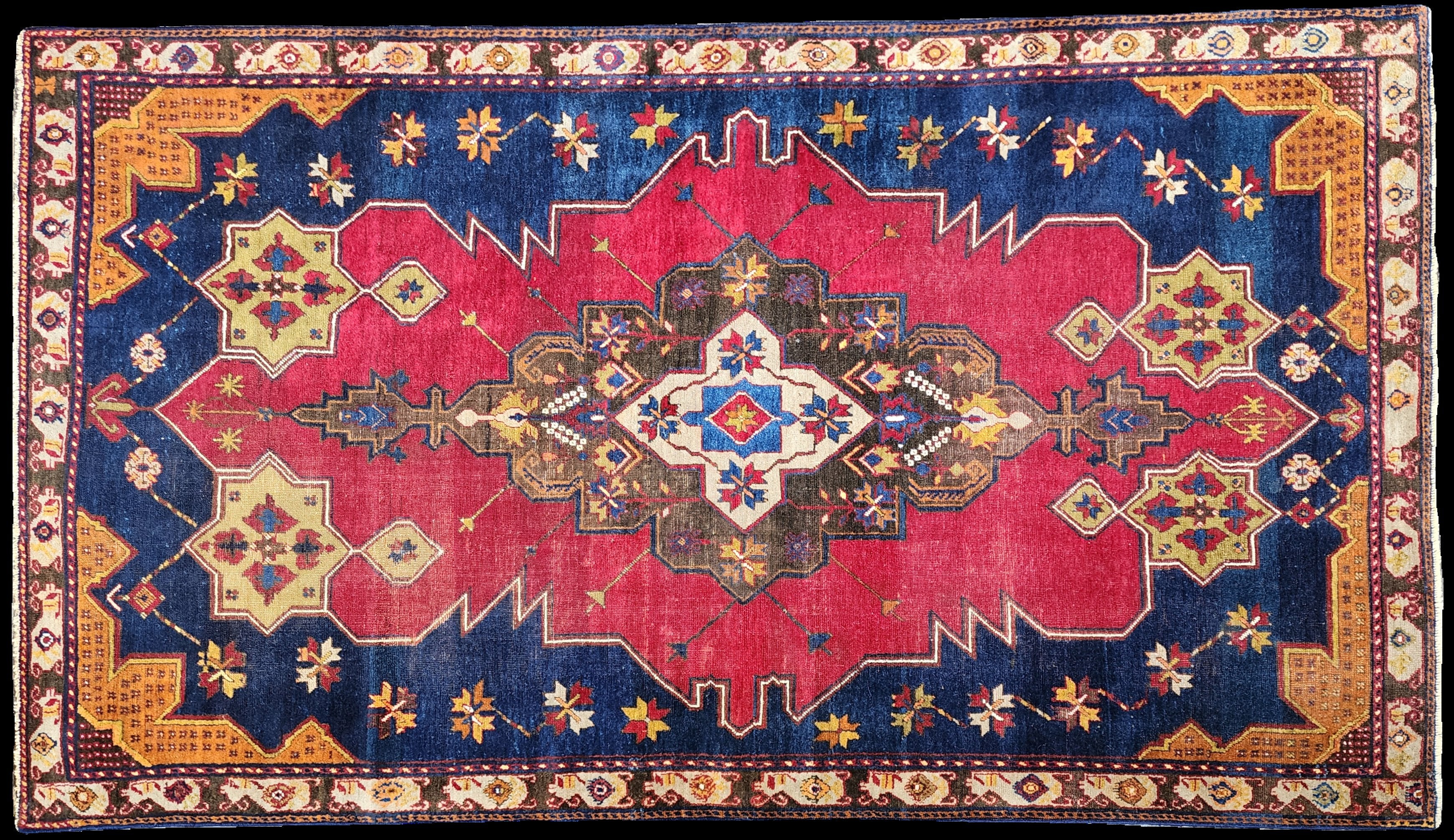 MEDIUM VINTAGE RUGS