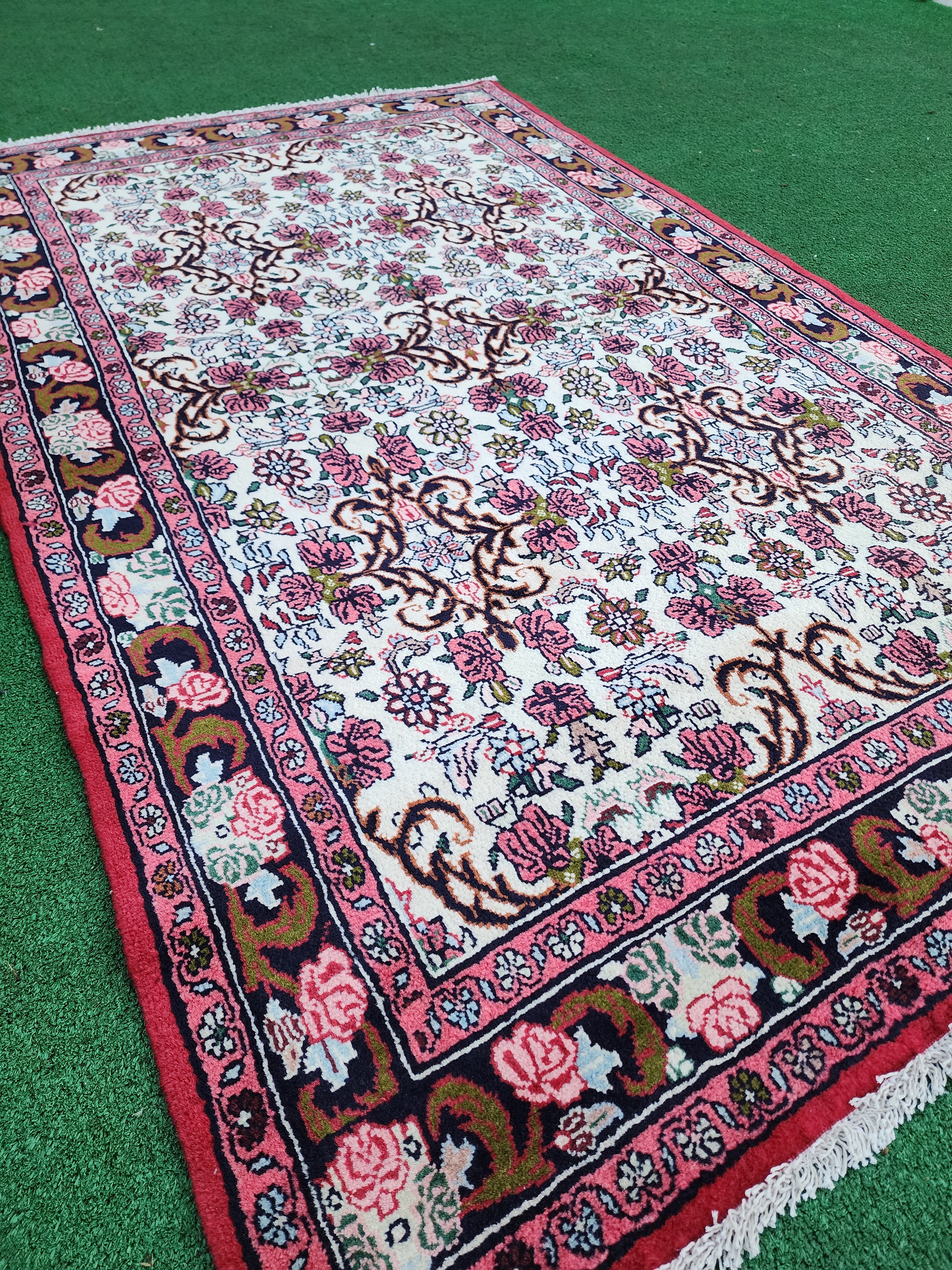 Vintage Persian Area Rug,Tribal Nomadic Bohemian Rustic Rug 5'8"x3'6"