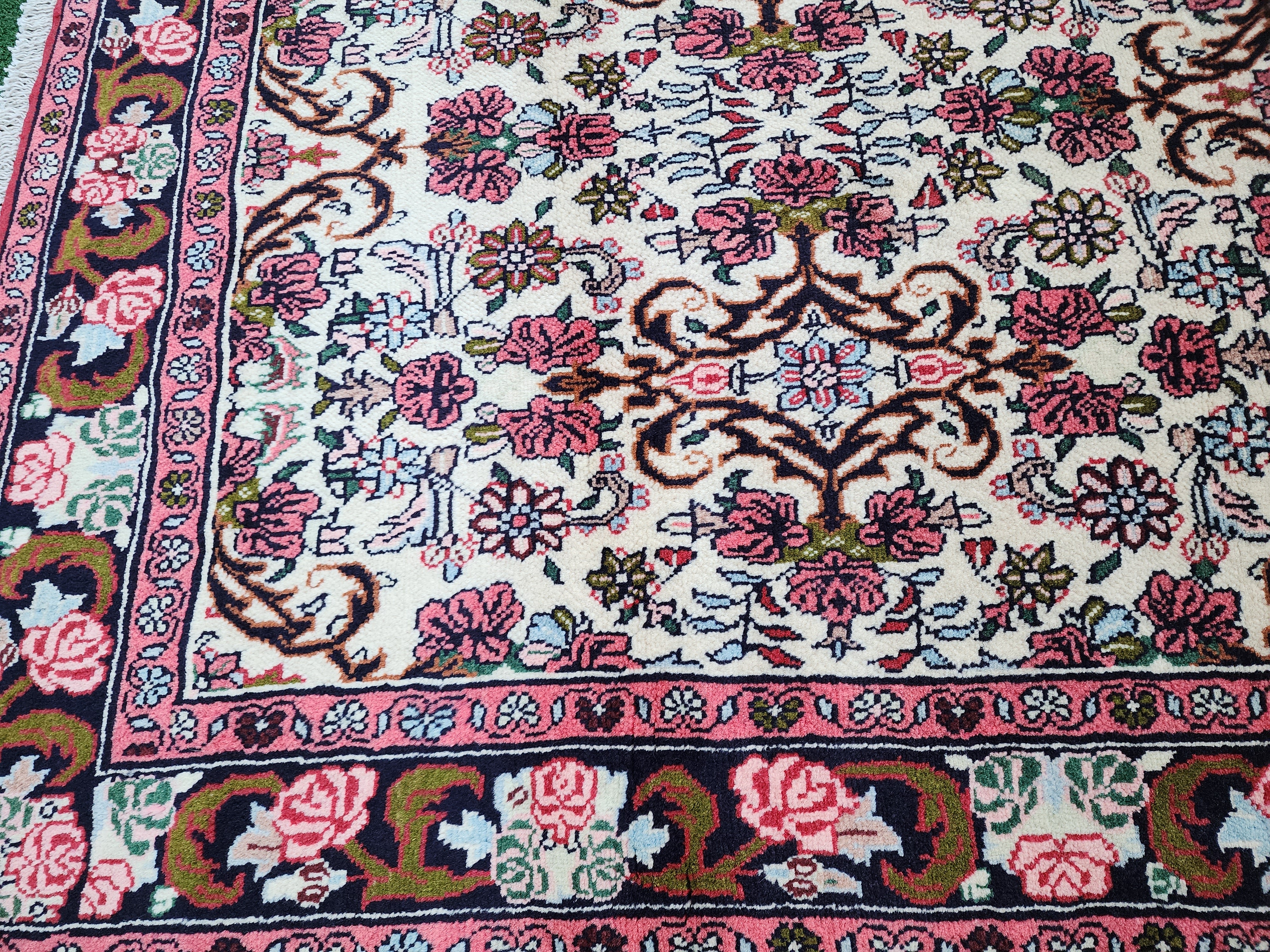 Vintage Persian Area Rug,Tribal Nomadic Bohemian Rustic Rug 5'8"x3'6"