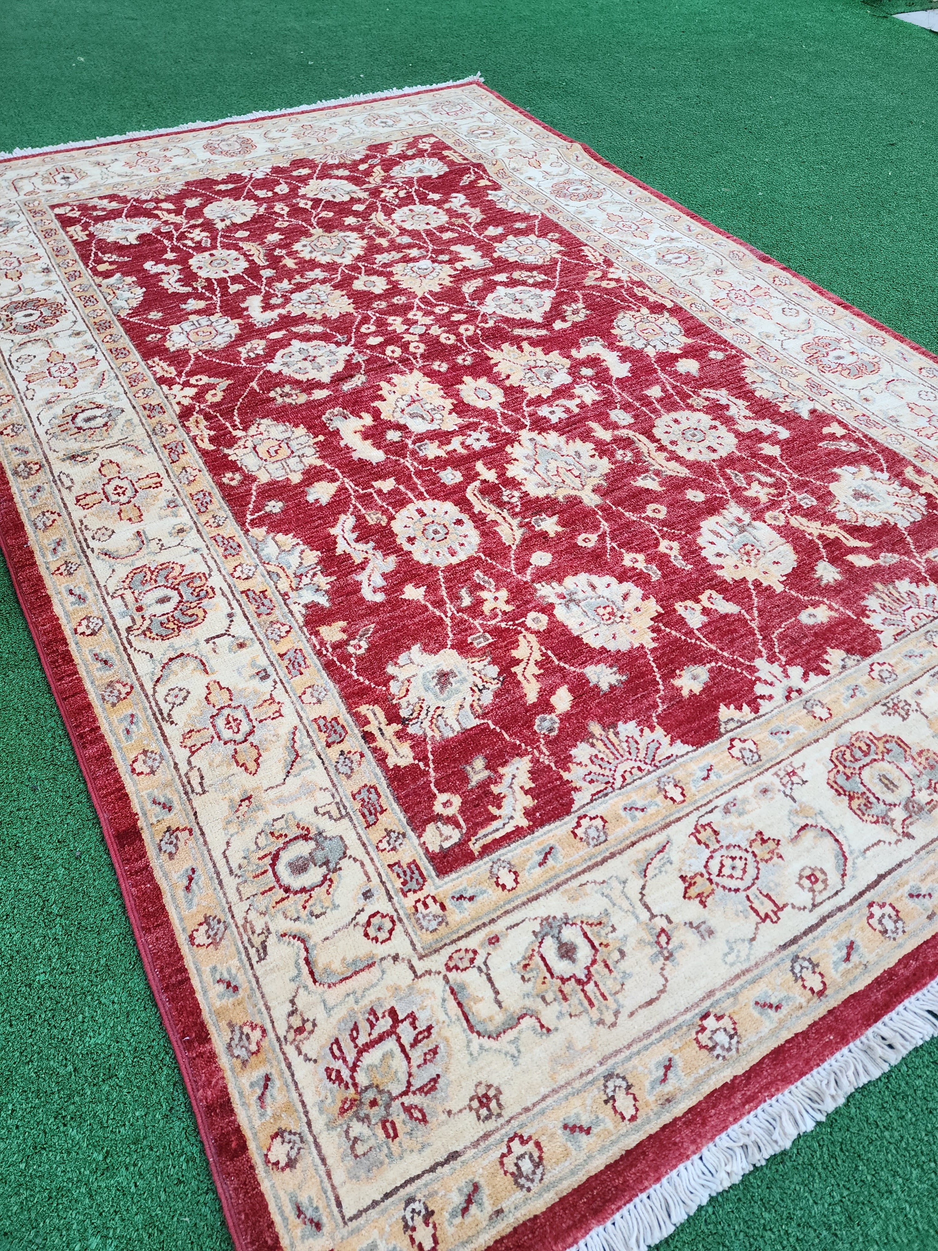 Red Beige Oushak Rug 6'3"x4'2"