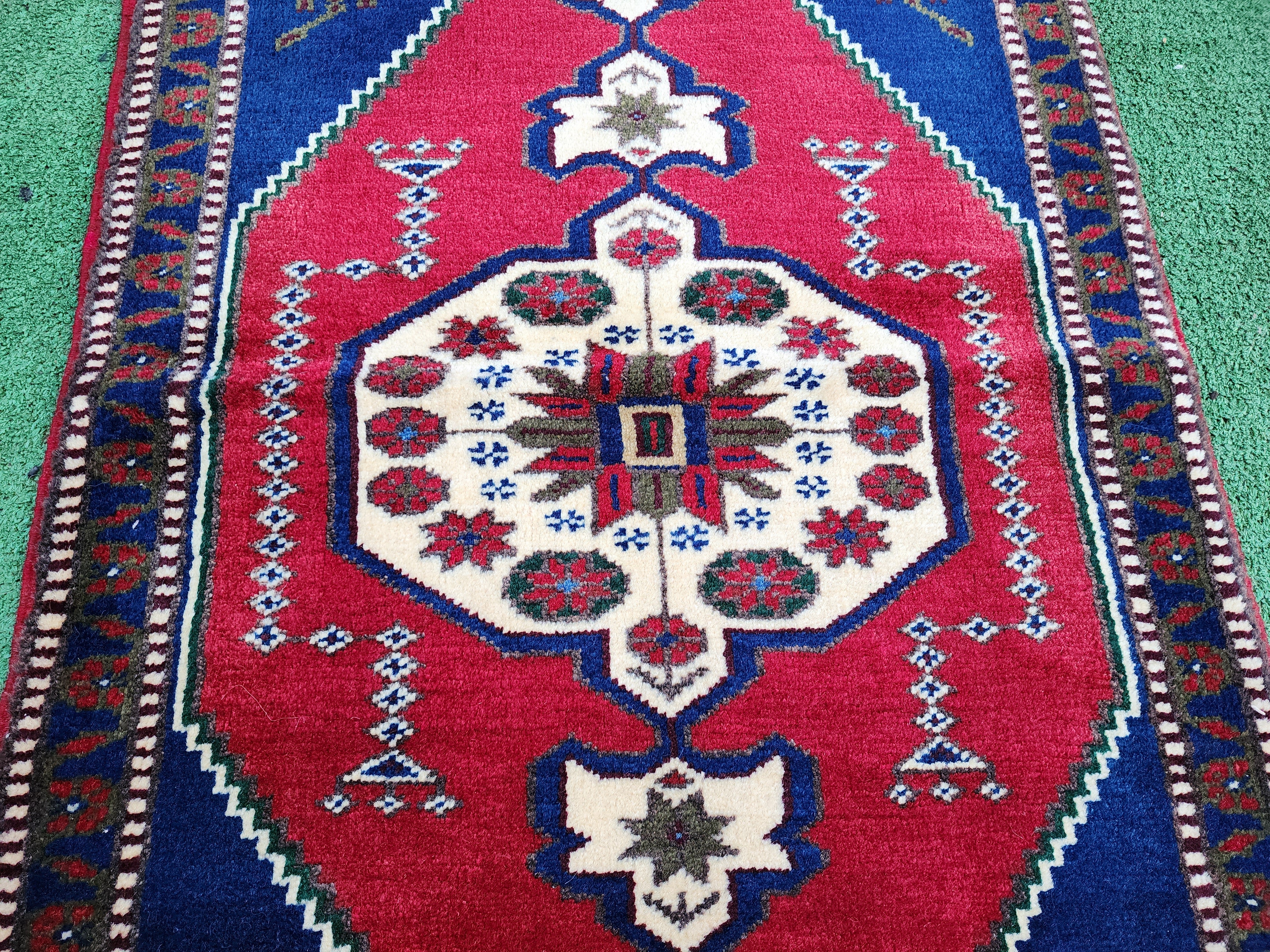 Red and Blue Turkish Rug 3'5''x''2''