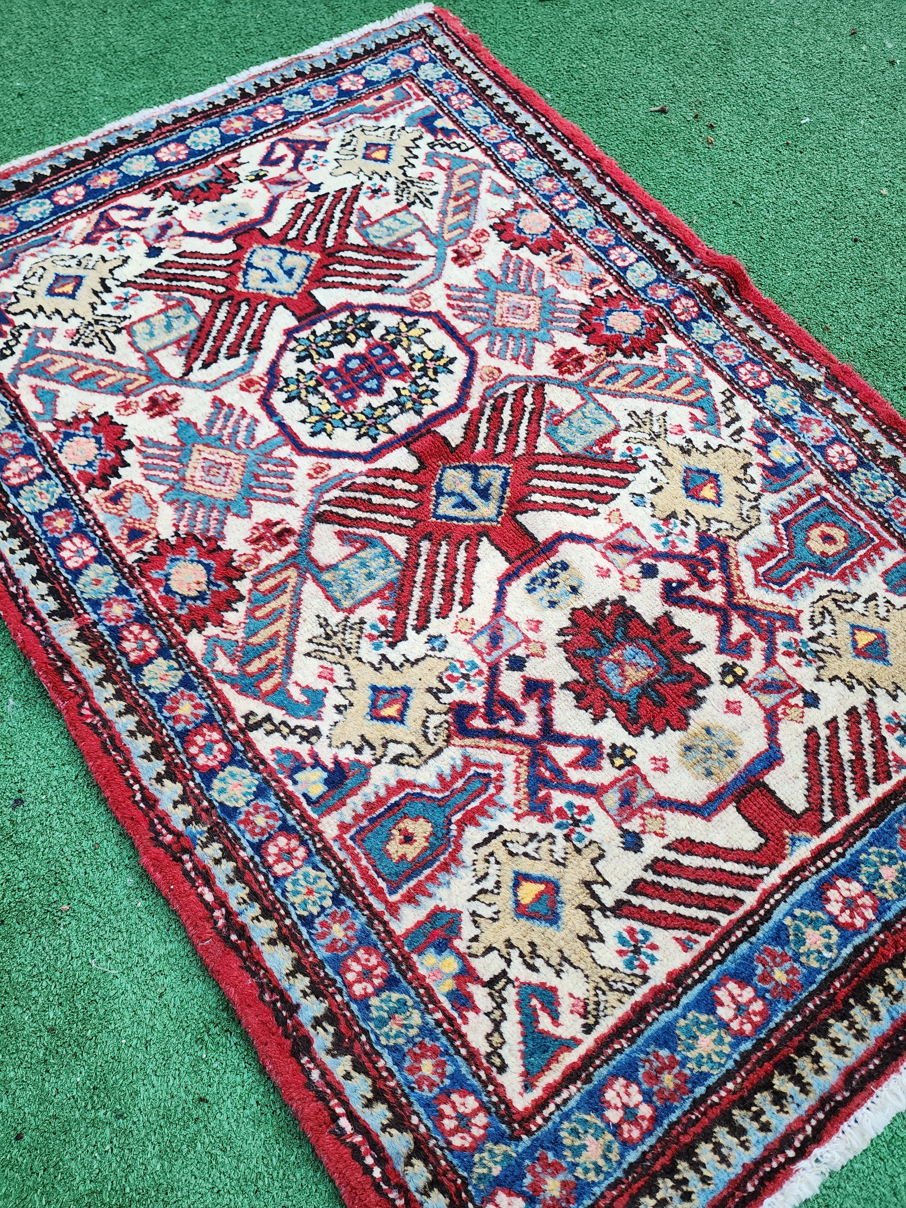 vintage Persian Wool Small Rug — detail texture