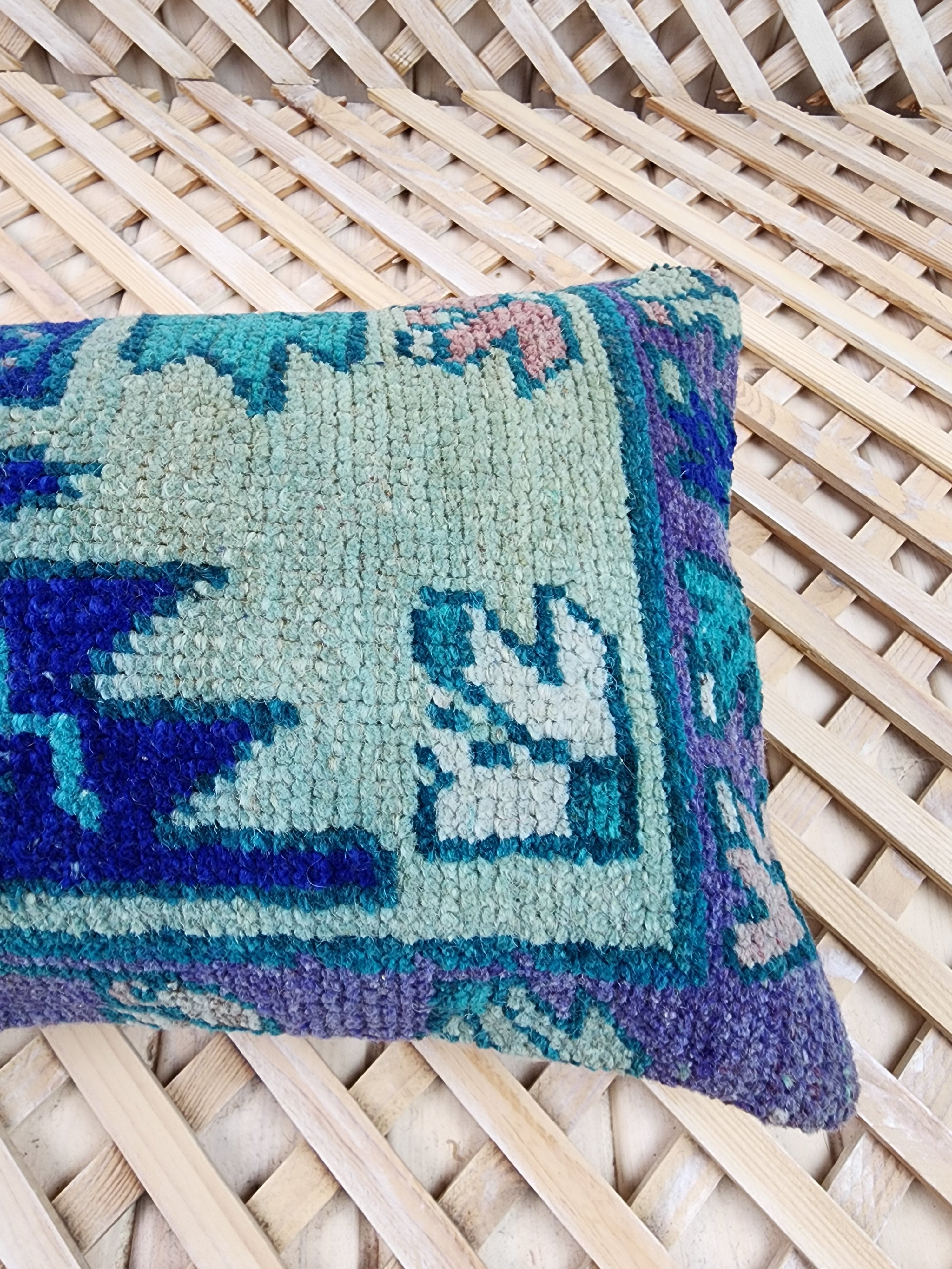 vintage Anatolian Pillow Cover — pattern close-up