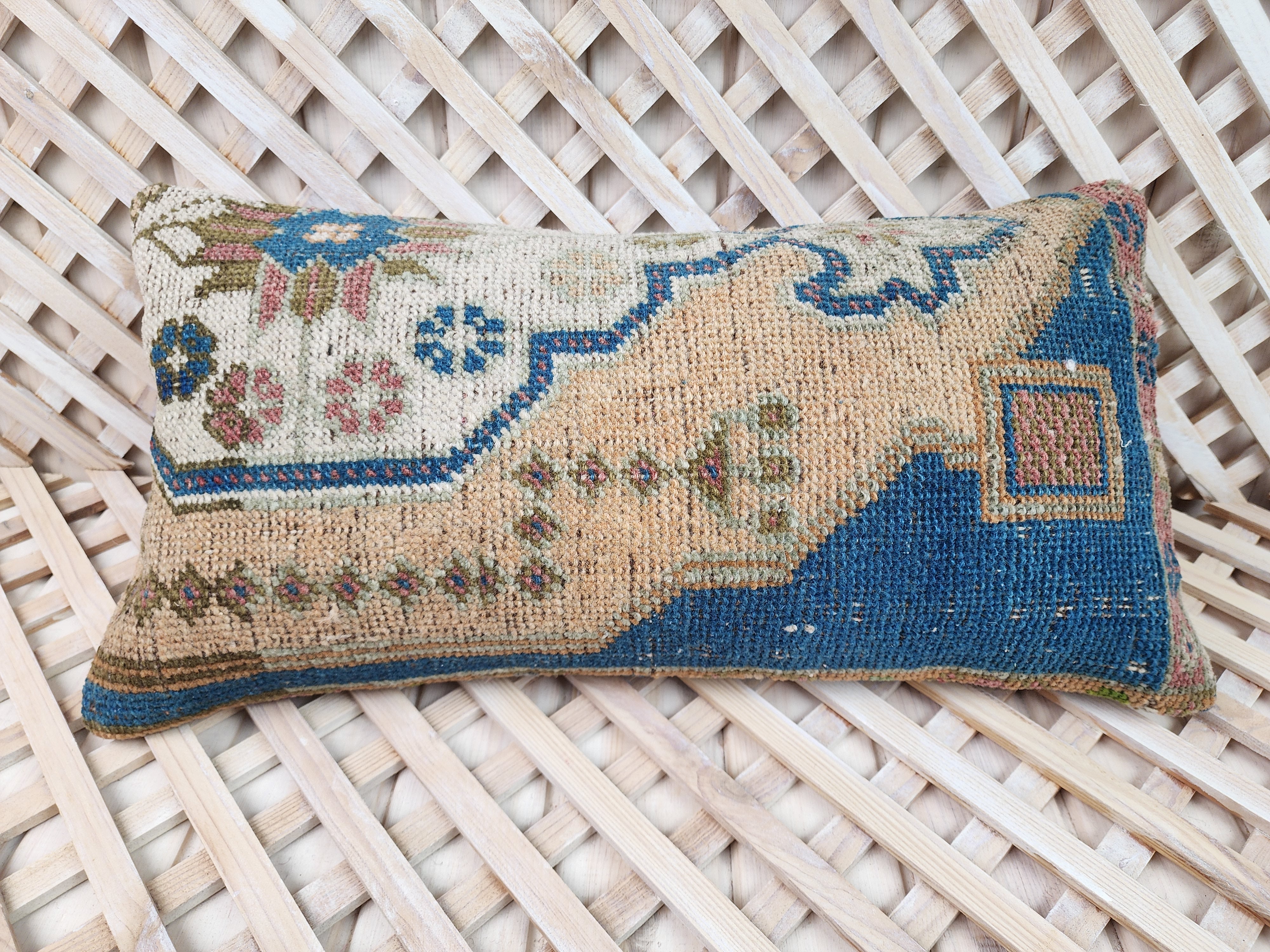 Vintage Carpet Pillow Cover 12x20 inch
