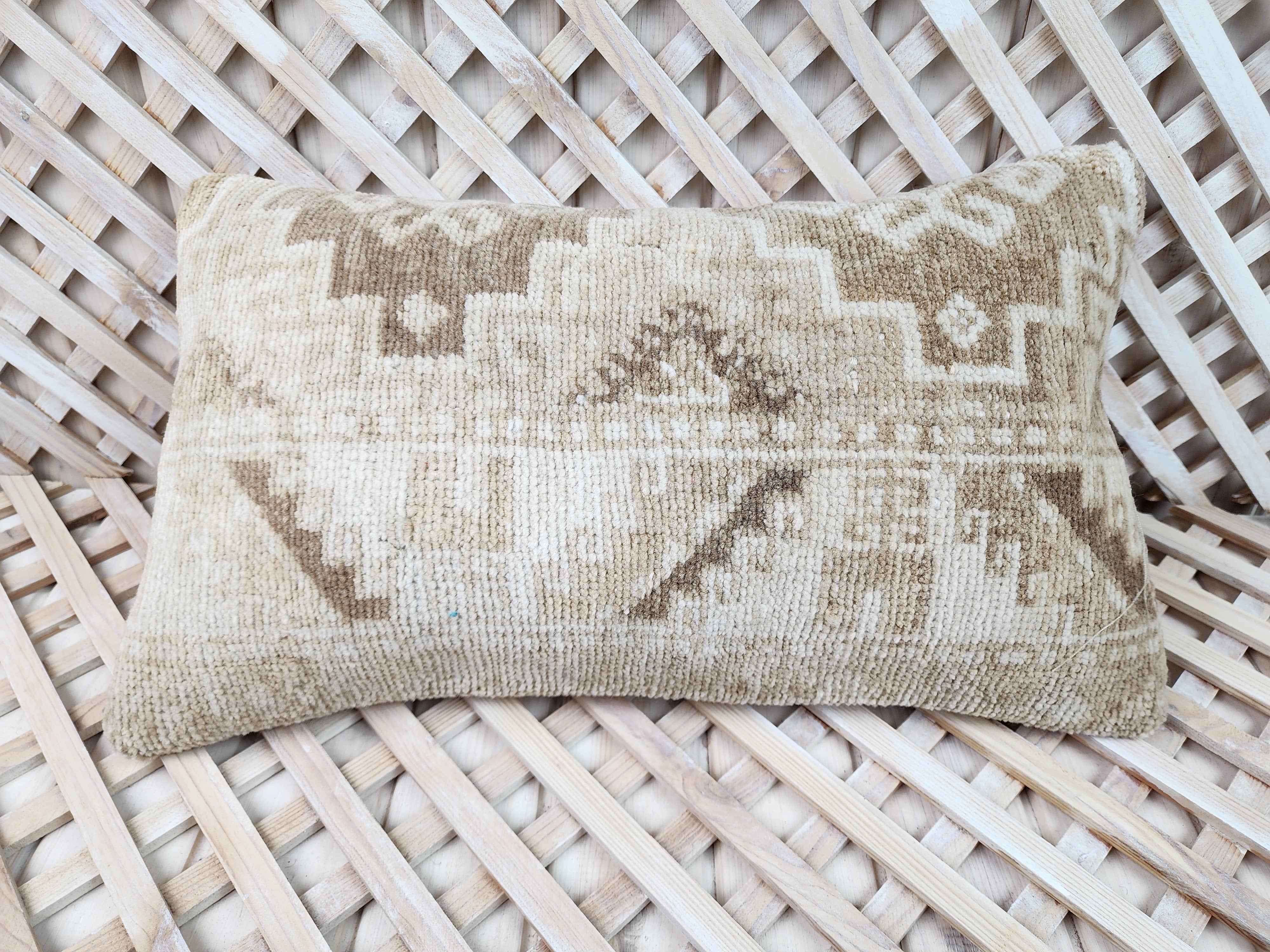 Vintage Carpet Pillow Cover 12x20 inch