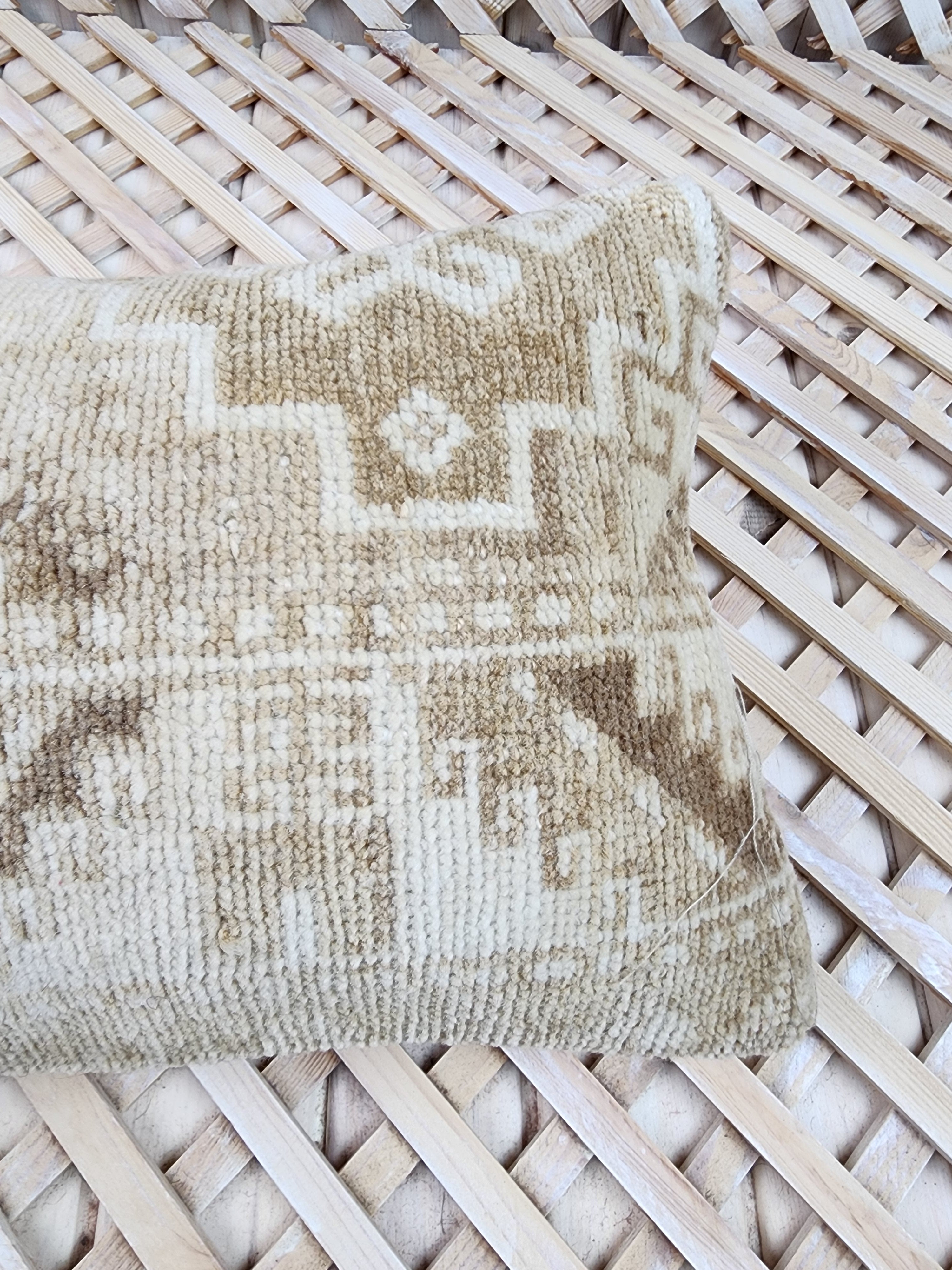 Vintage Carpet Pillow Cover 12x20 inch
