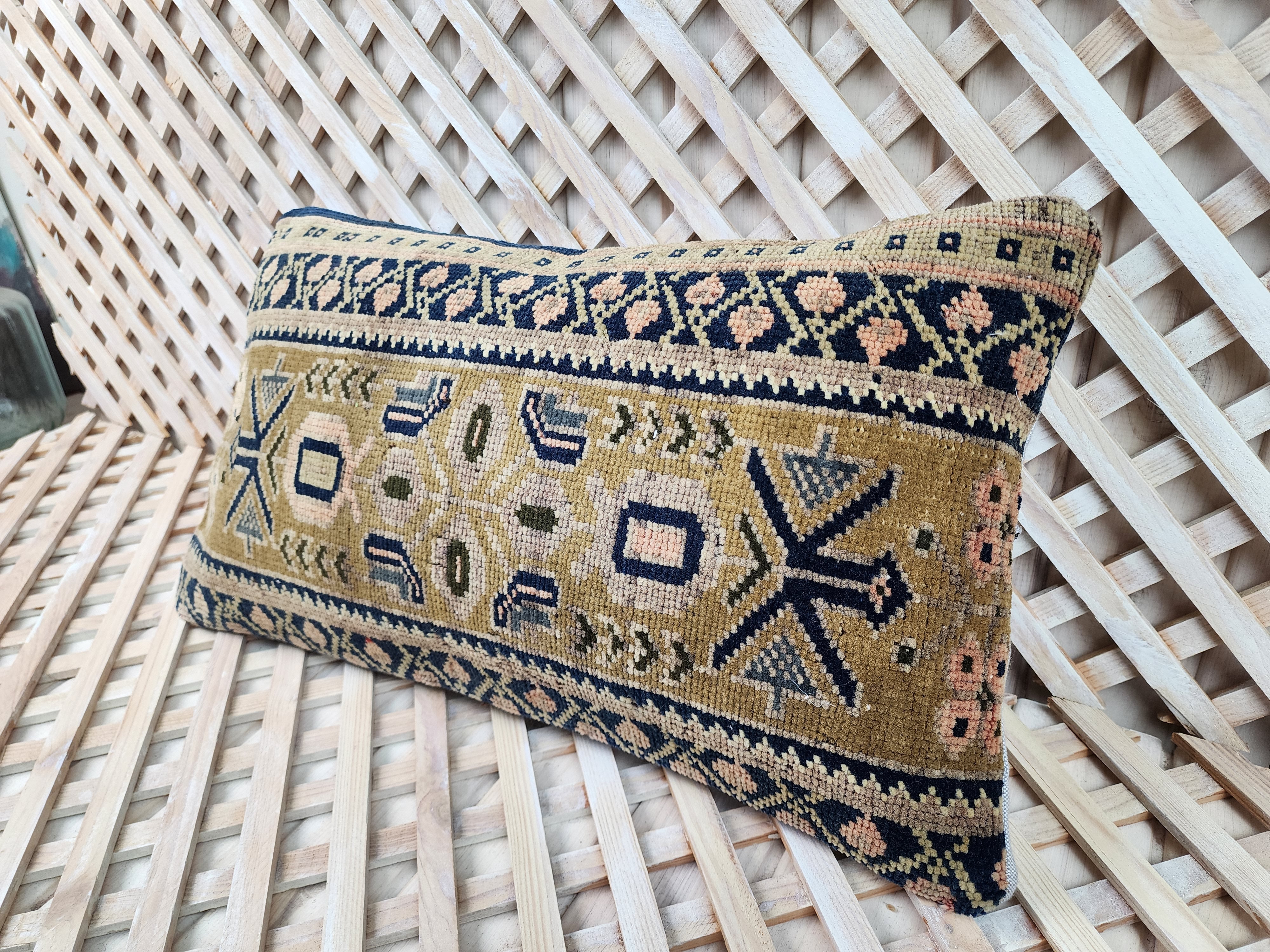 Vintage Carpet Pillow Cover 12x20 inch