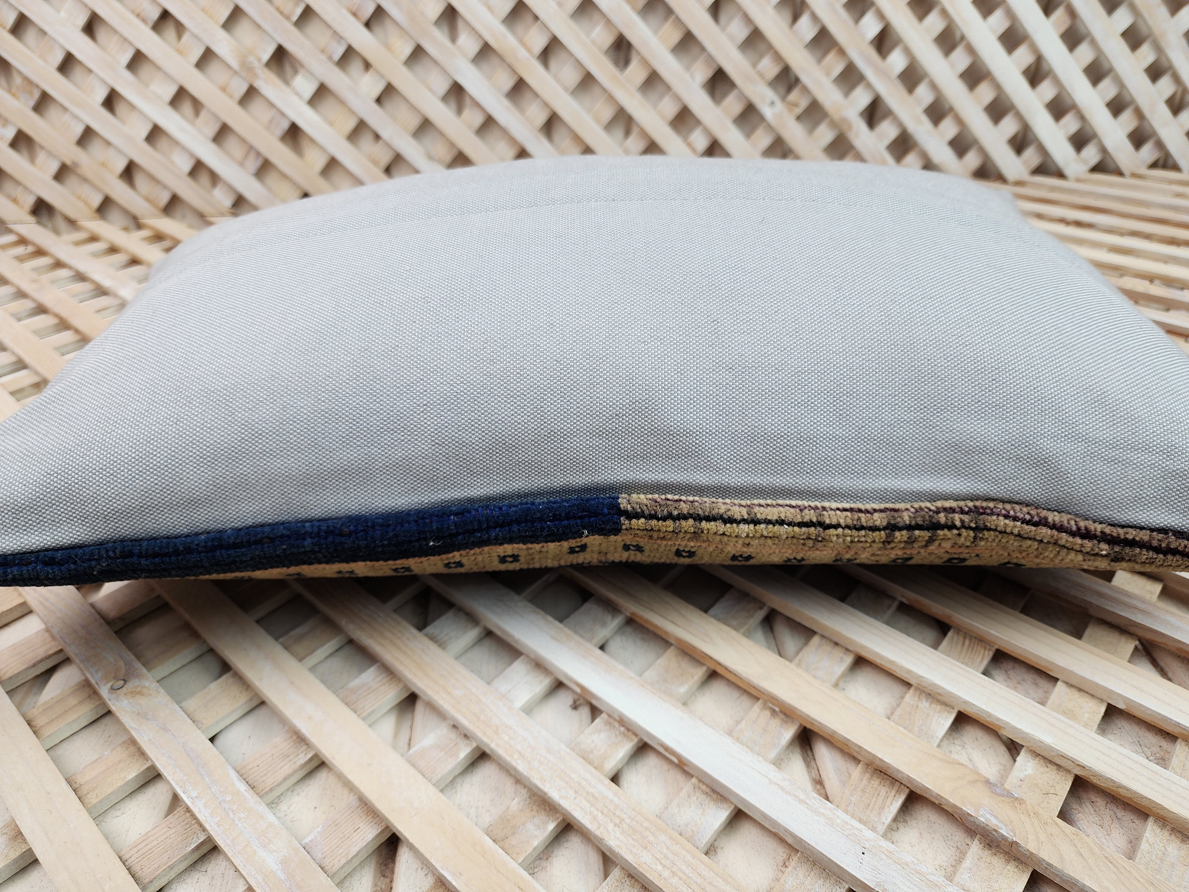 Vintage Carpet Pillow Cover 12x20 inch