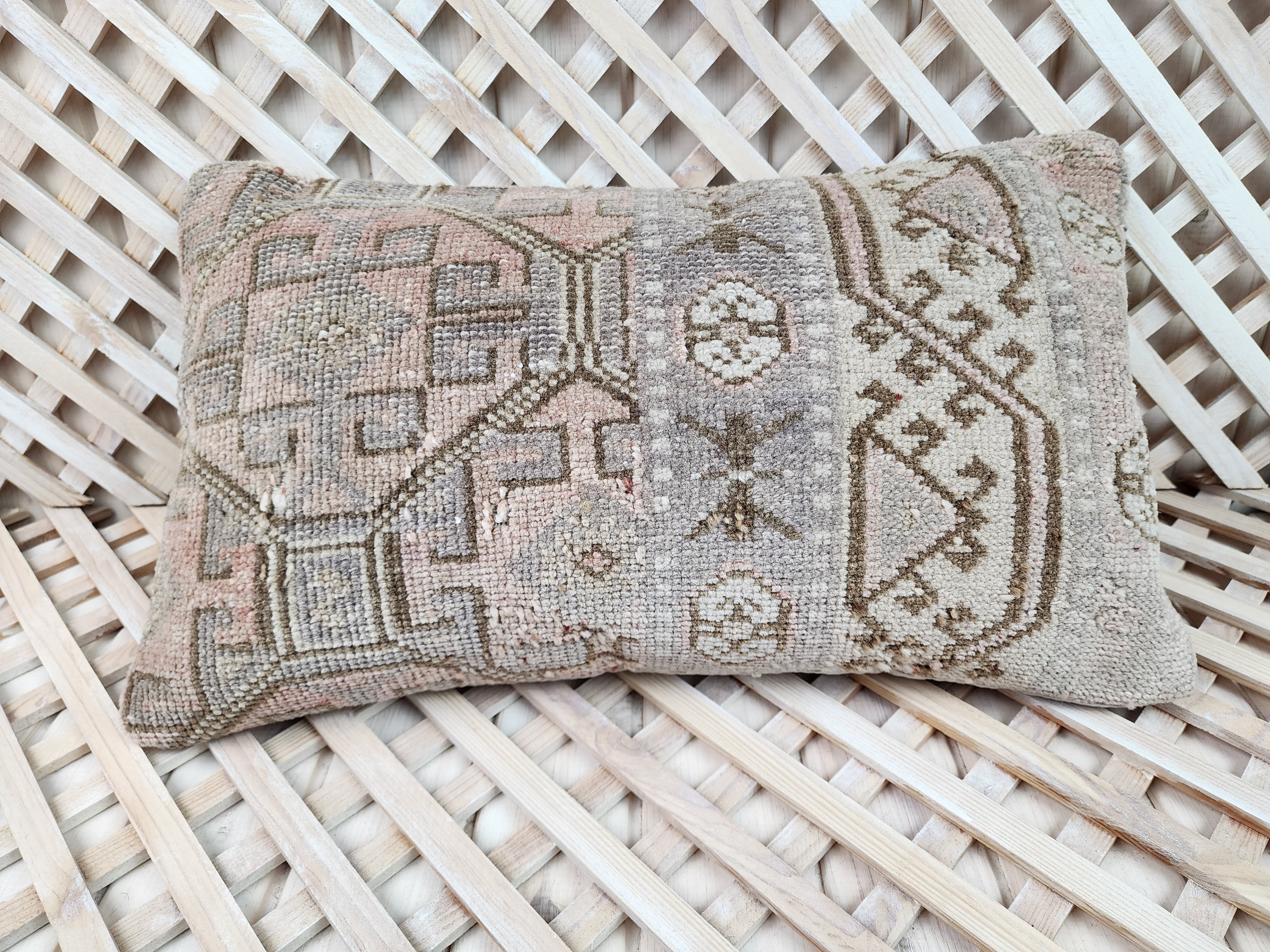 Vintage Carpet Pillow Cover 12x20 inch