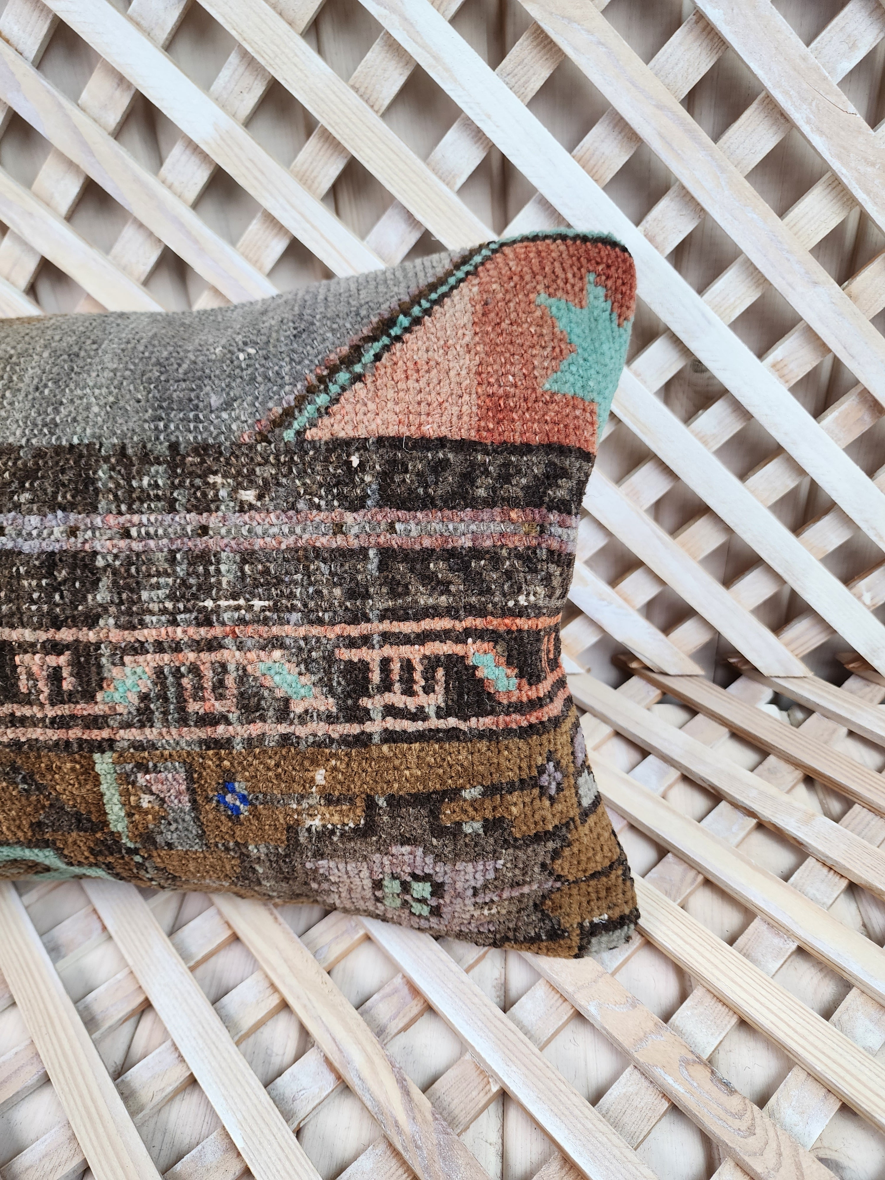 vintage Anatolian Pillow Cover — pattern close-up