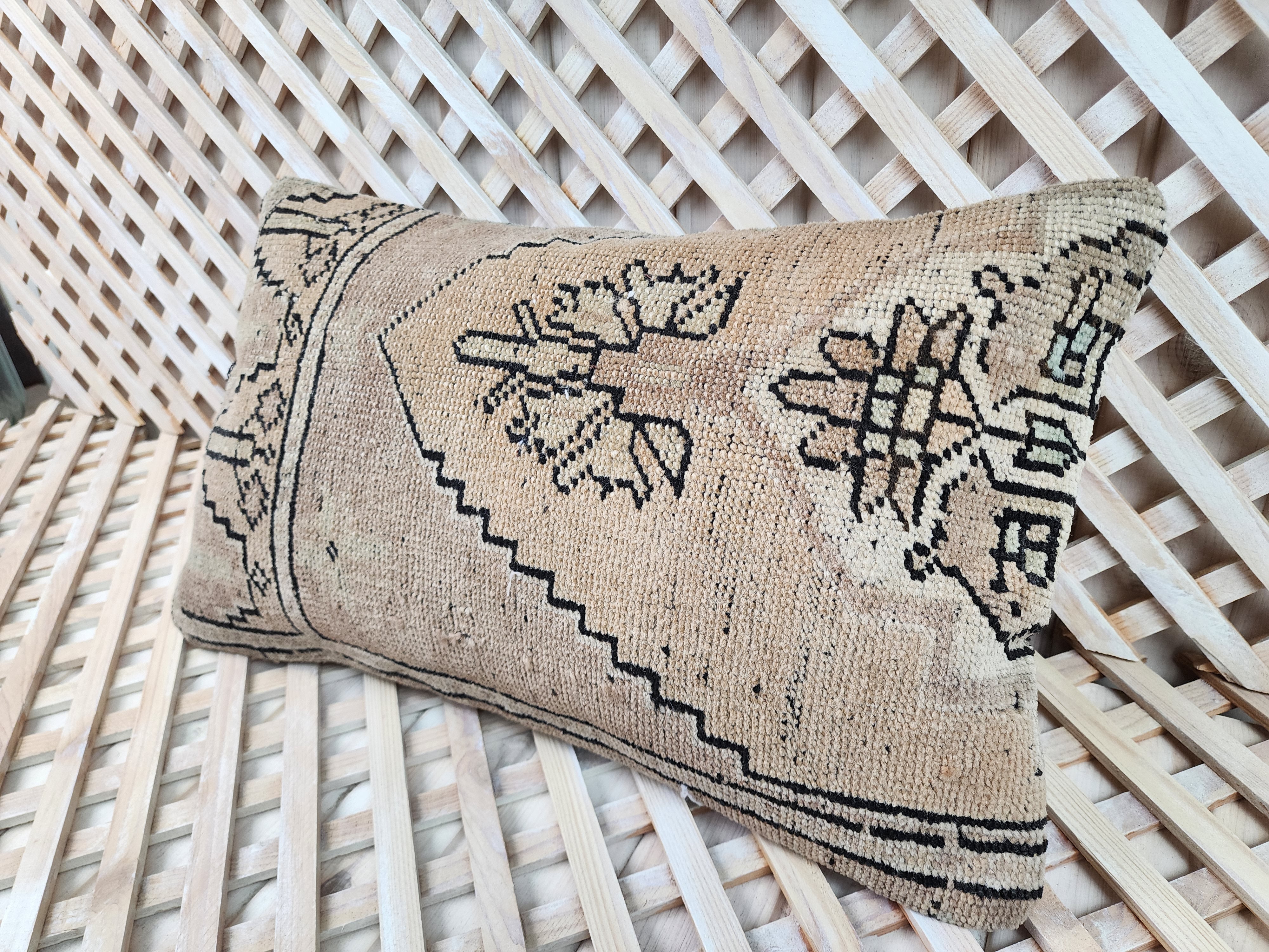 vintage Anatolian Pillow Cover — detail texture
