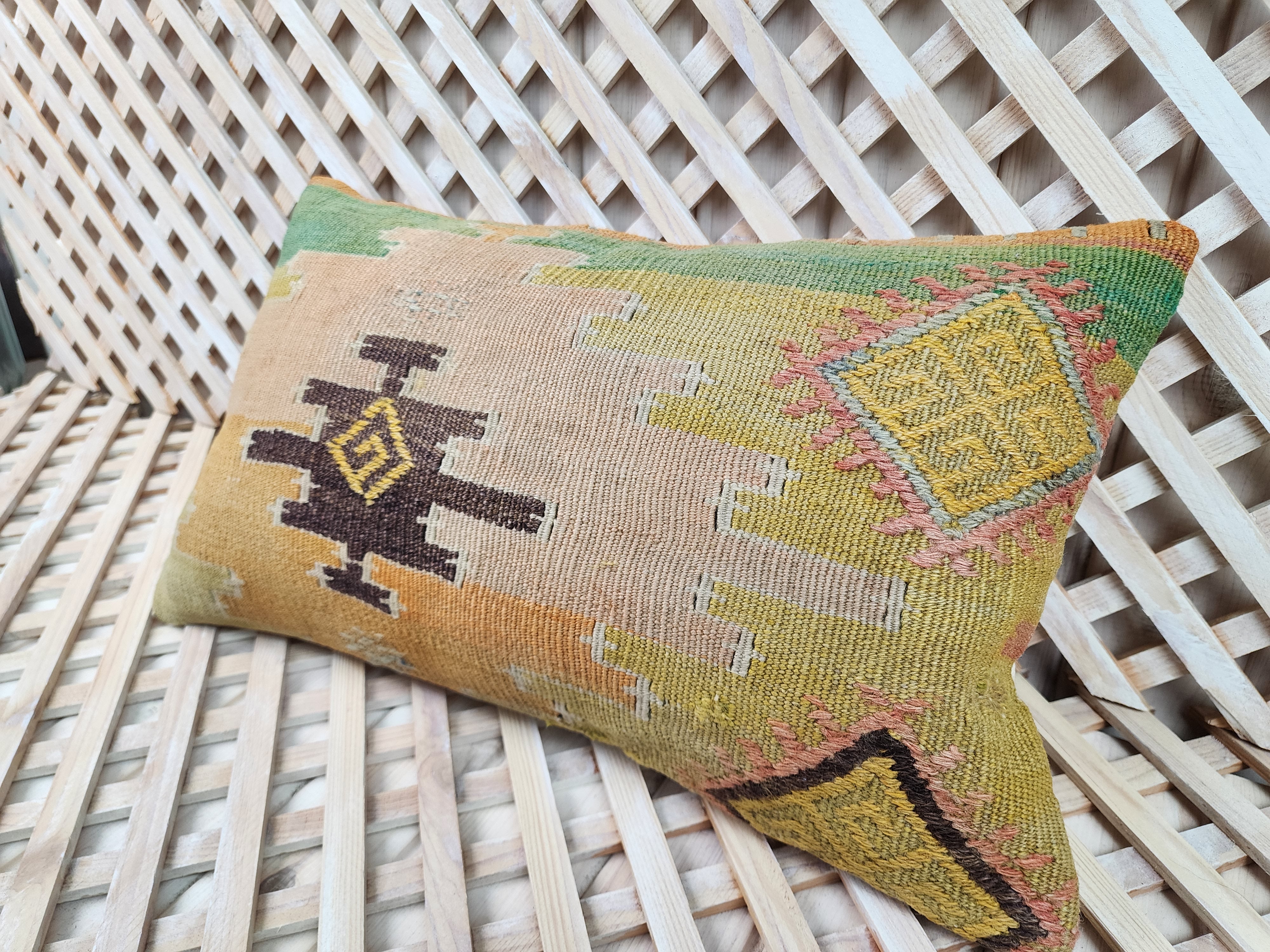 Lumbar Kilim Pillow Cover 12 x 20 in