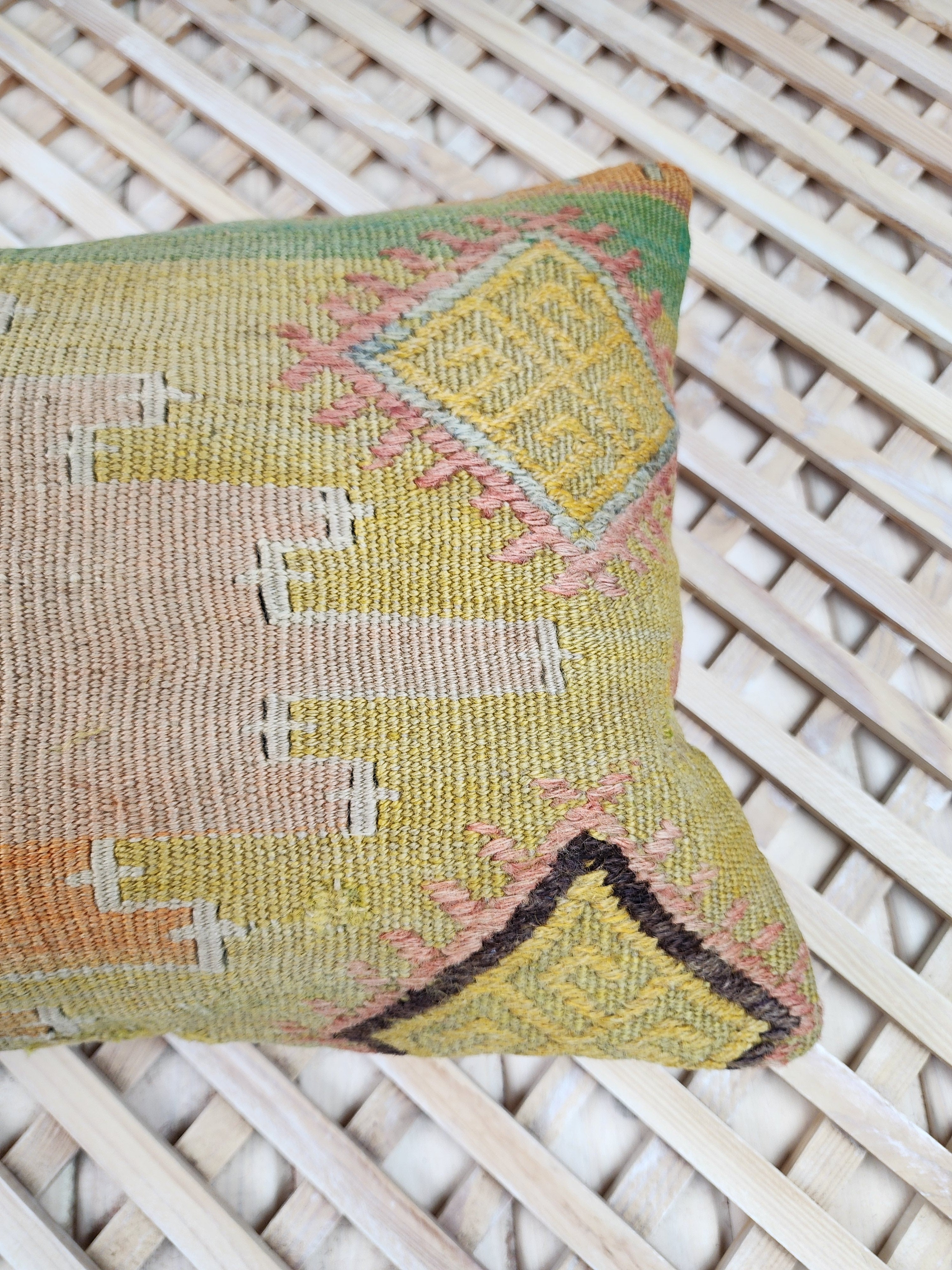 Lumbar Kilim Pillow Cover 12 x 20 in