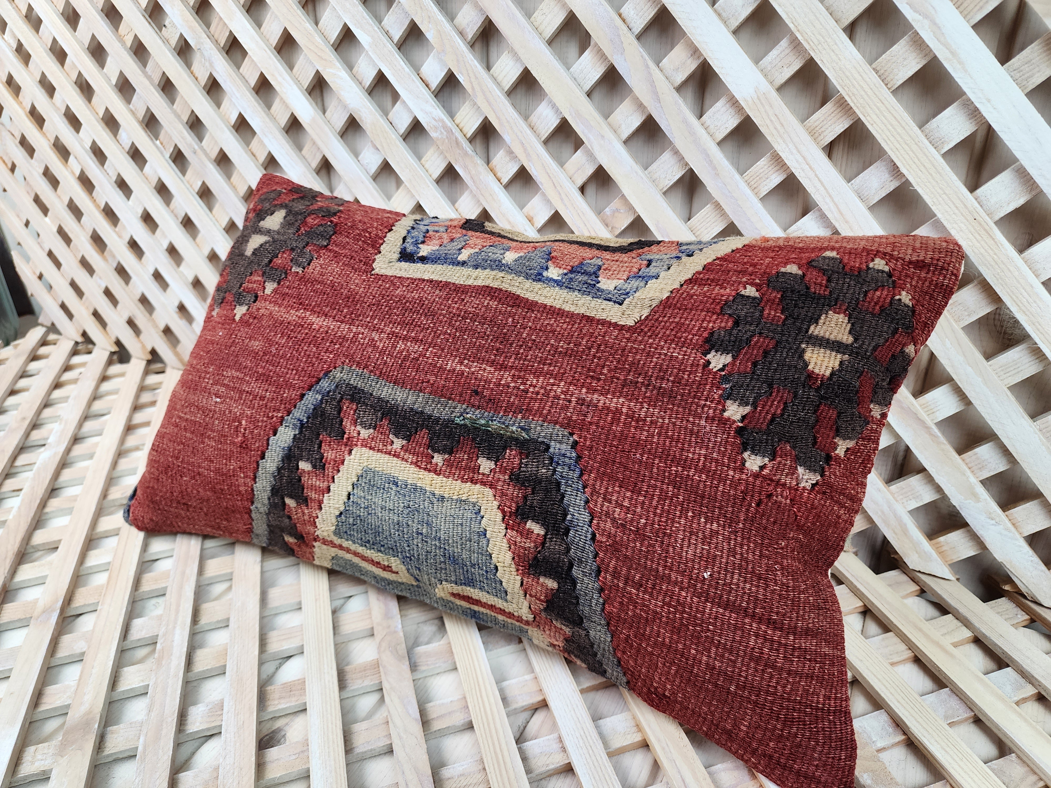 Lumbar Kilim Pillow Cover 12 x 20 in