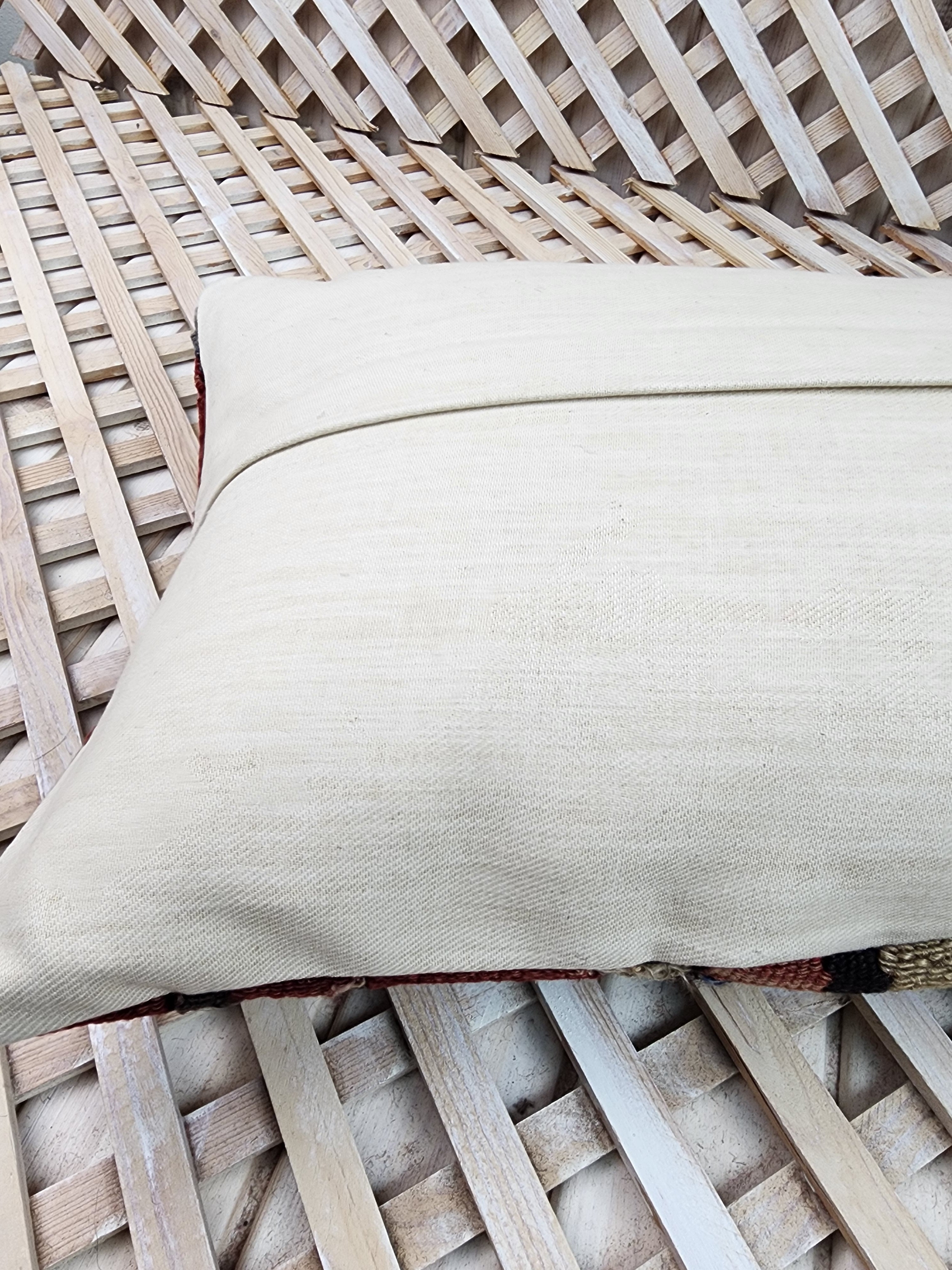 vintage Kilim Pillow Cover — corner detail