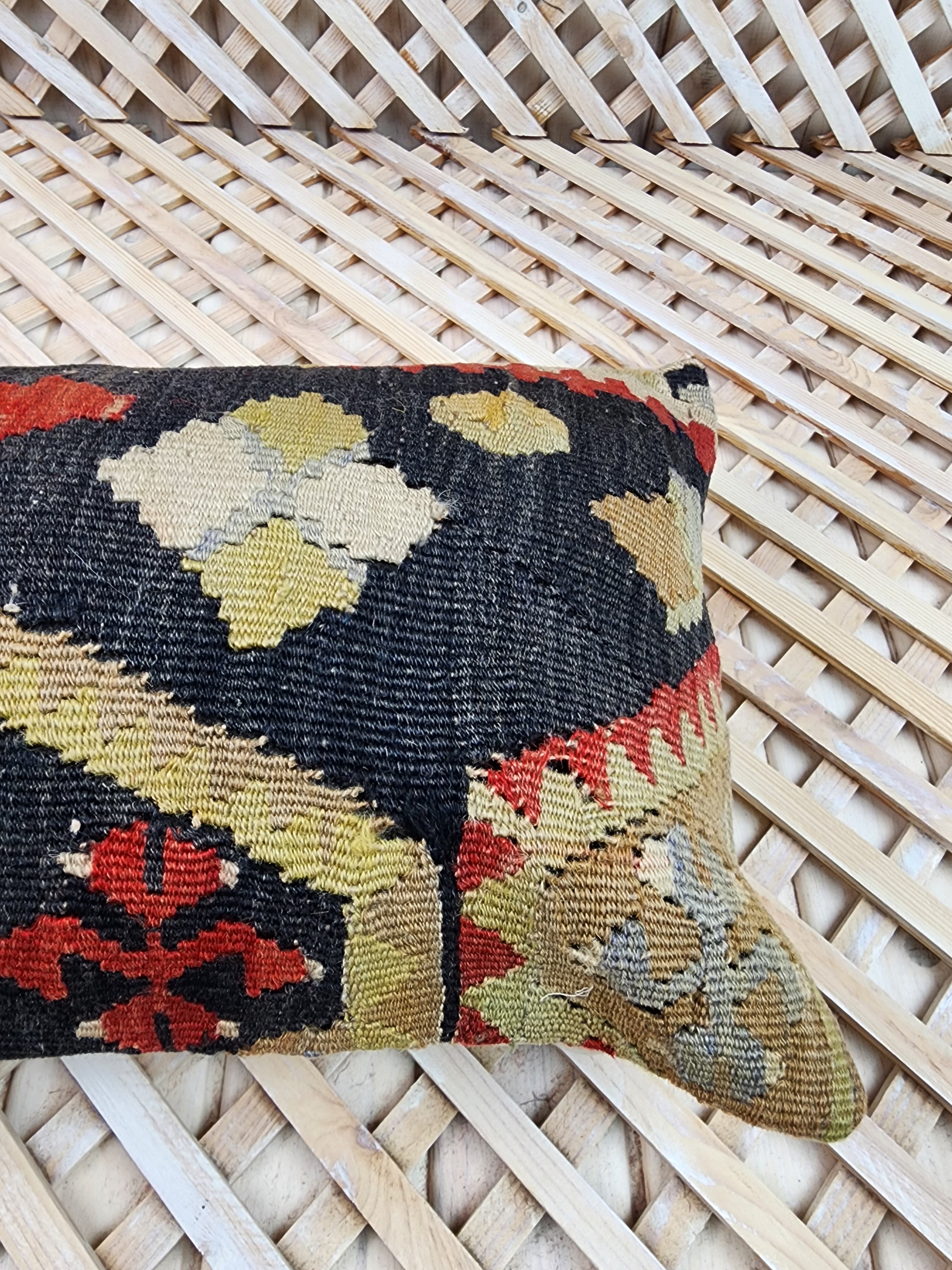 Lumbar Kilim Pillow Cover 12 x 20 in
