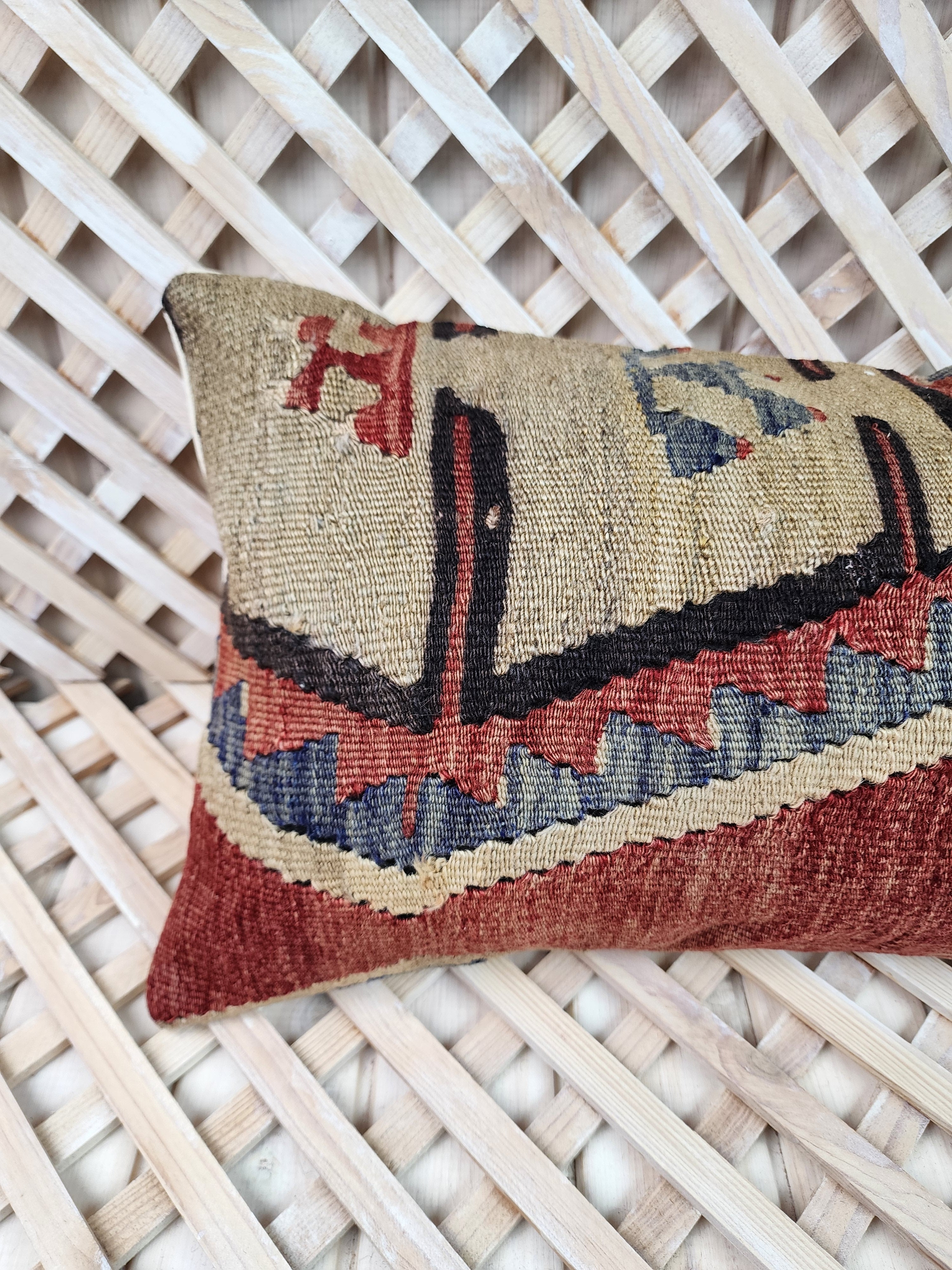 vintage Kilim Pillow Cover — pattern close-up