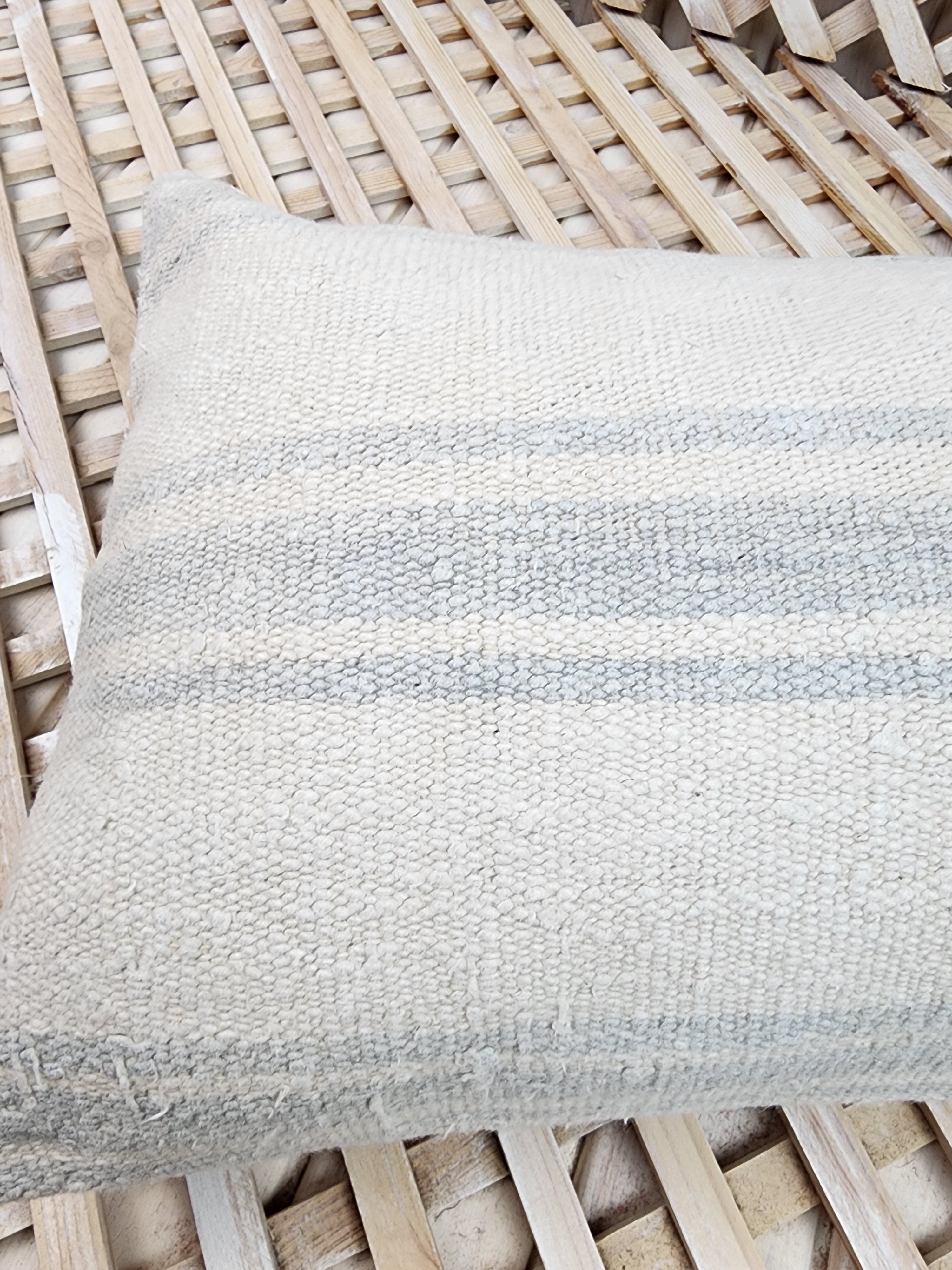 Lumbar Kilim Pillow Cover 12 x 20 in