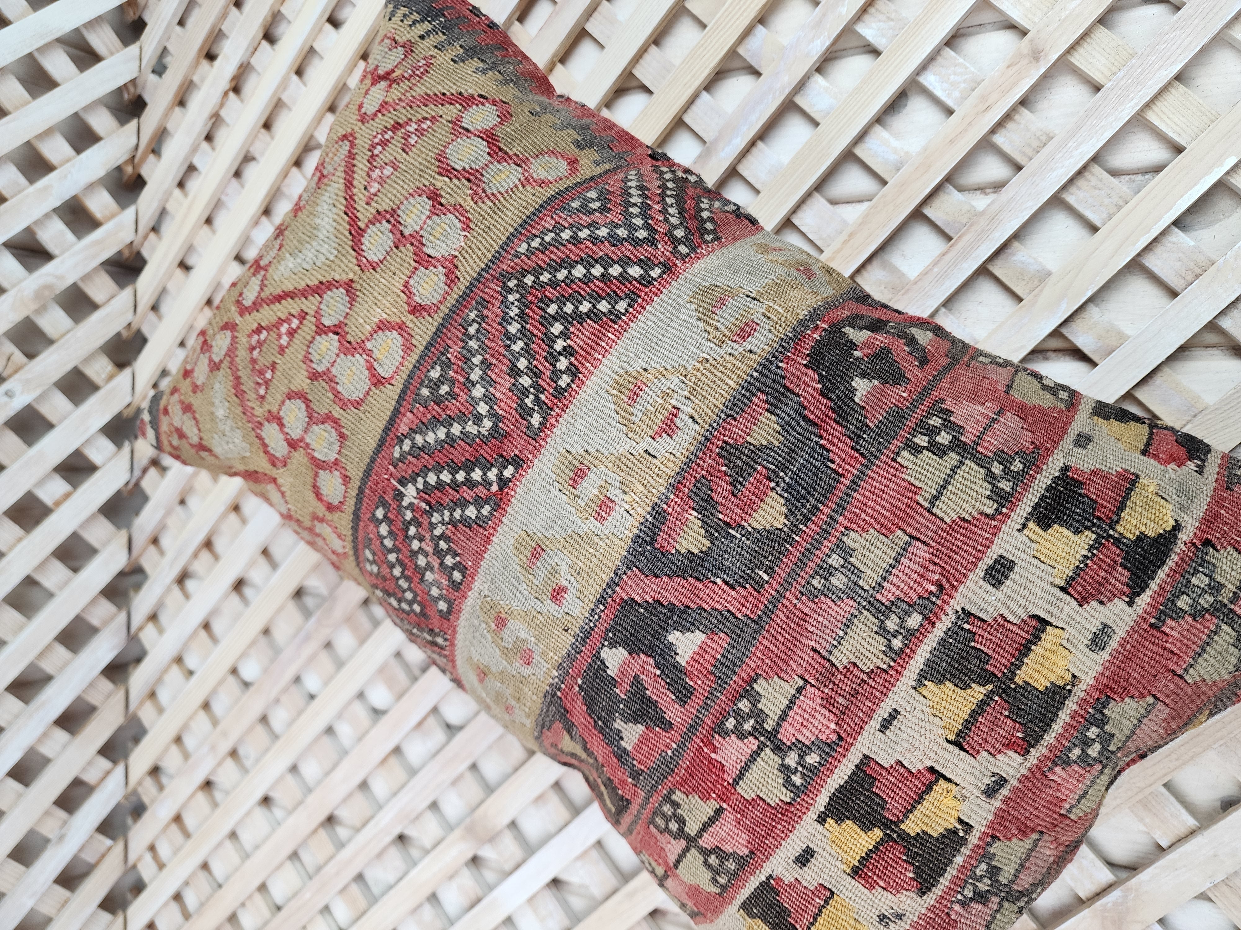 Lumbar Kilim Pillow Cover 12 x 20 in