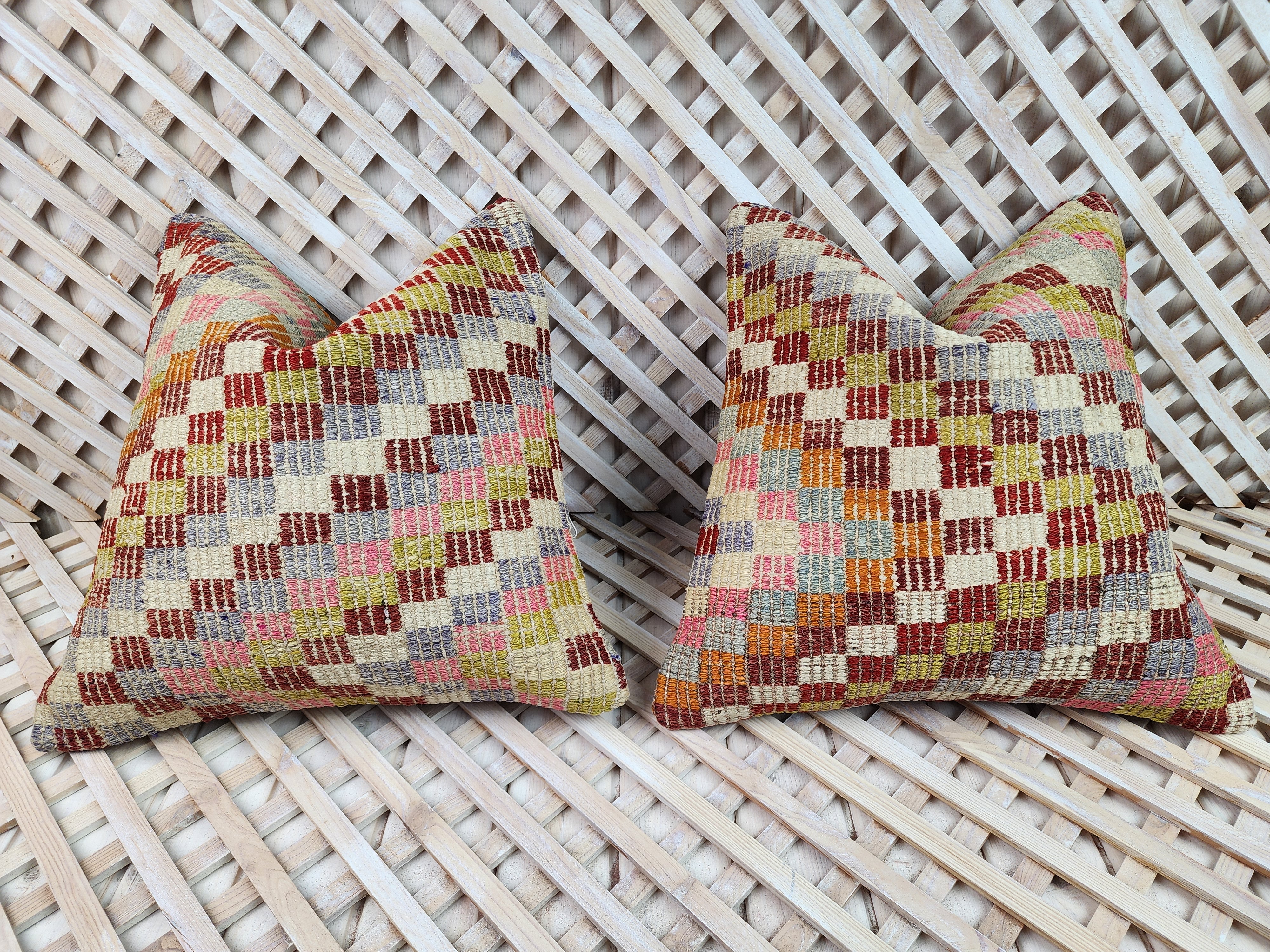 Manae — Vintage Kilim Pillow Cover