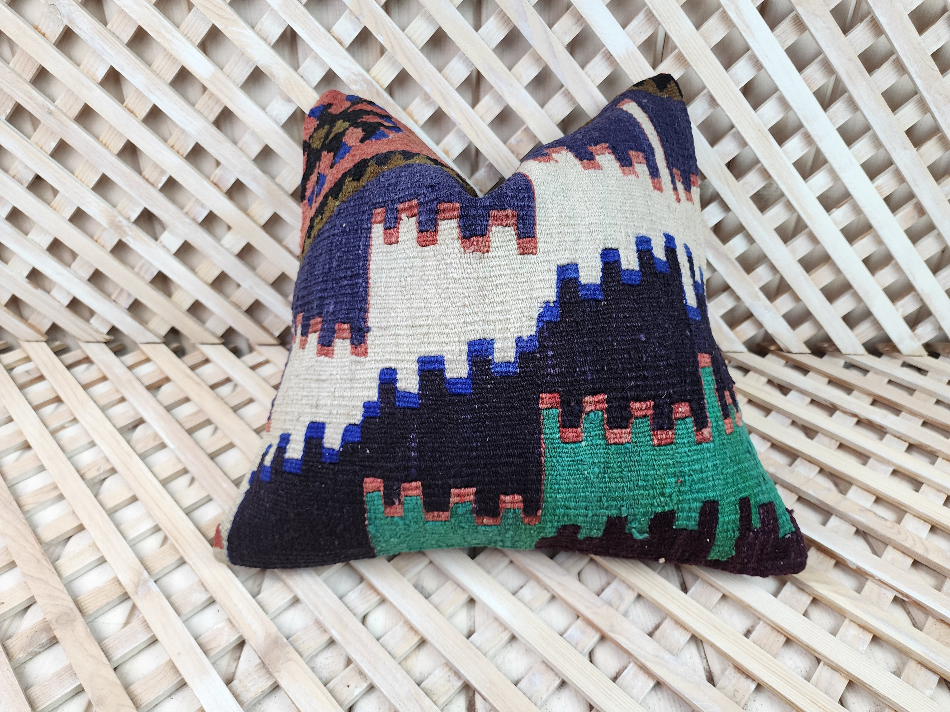 Kilim Pillow Cover 16 x 16 in