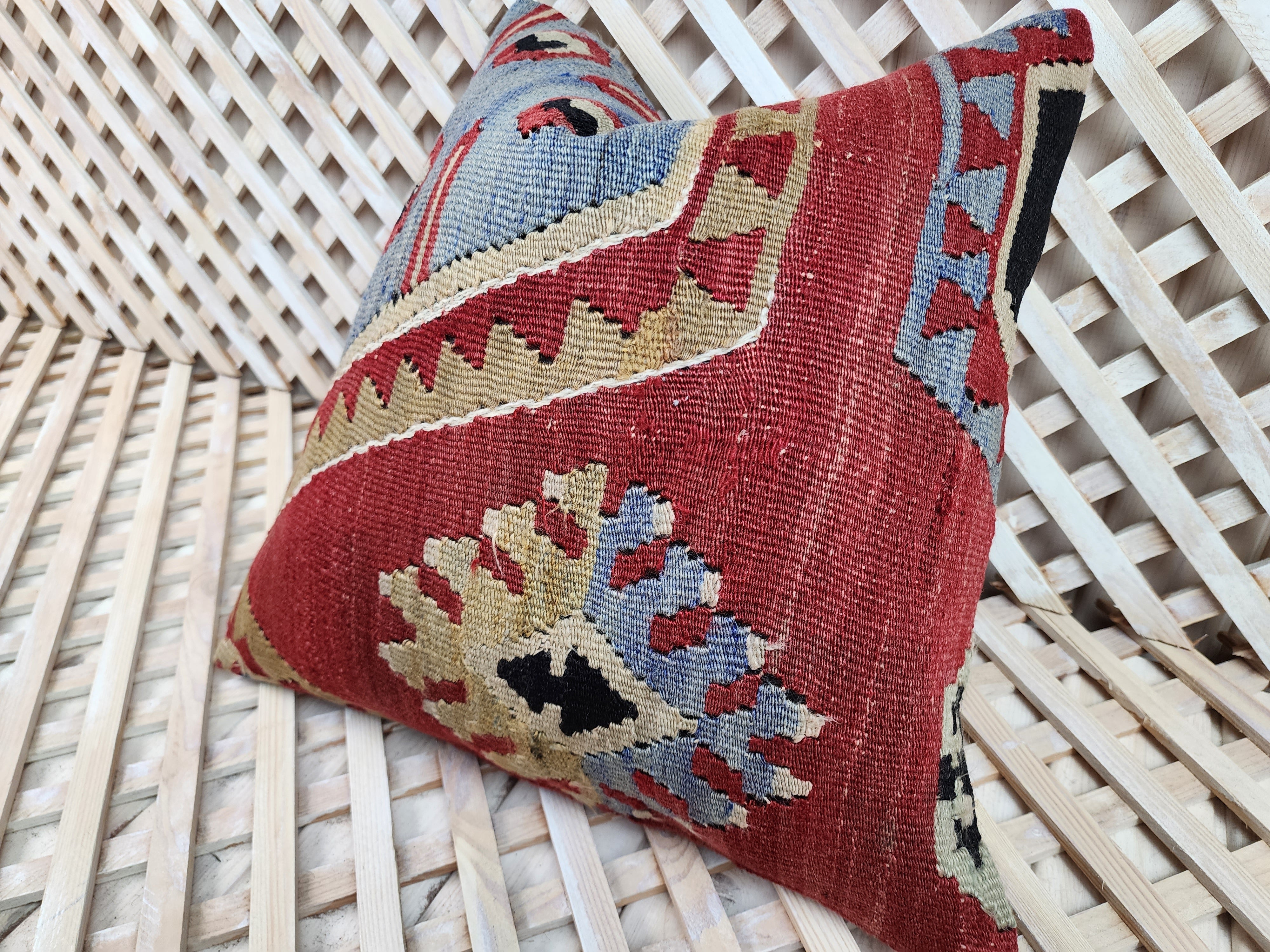vintage Kilim Pillow Cover — detail texture