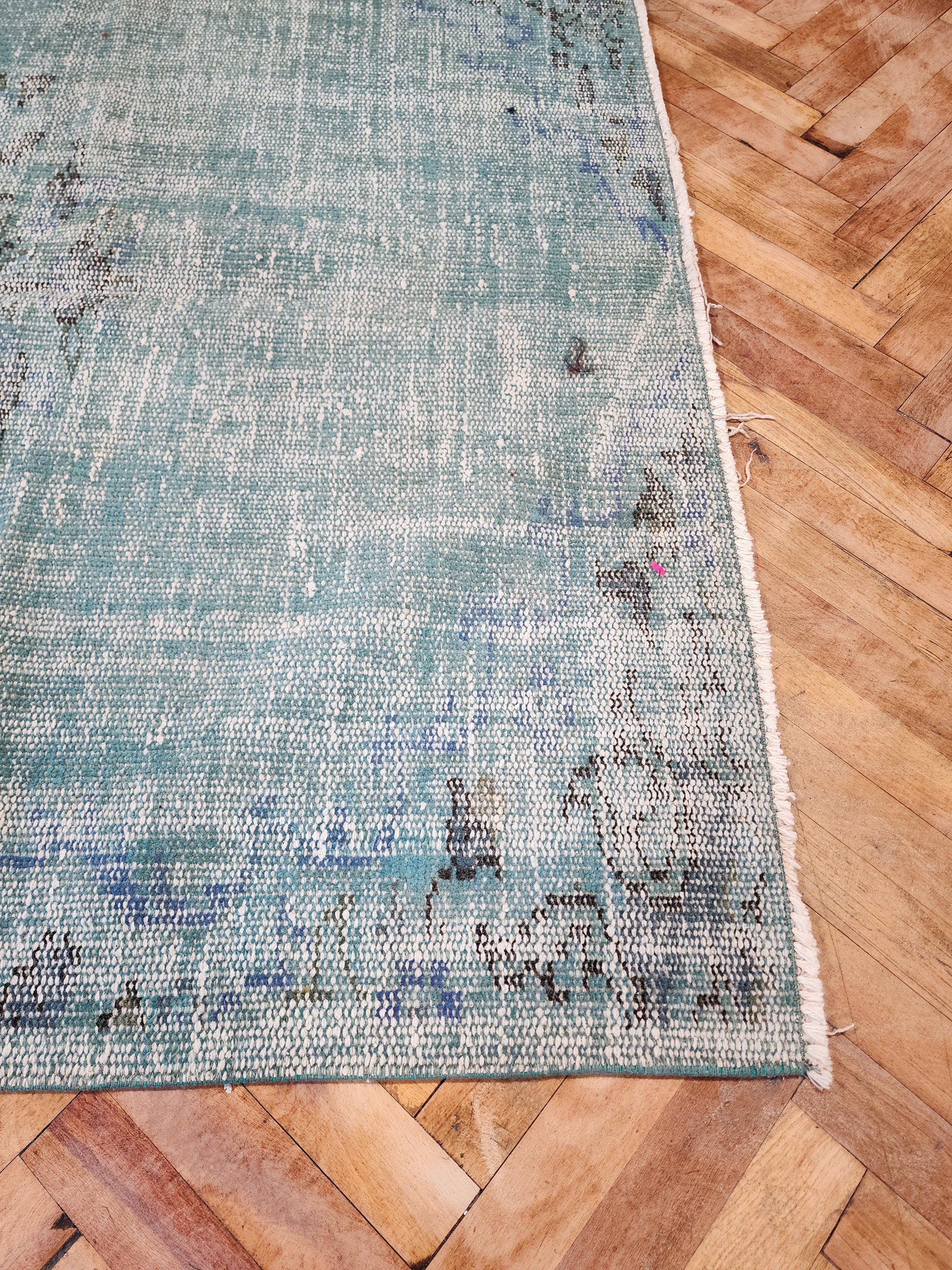 Tapis vintage surteint, tapis recyclé bleu turquoise pâle, tapis en laine fait main au design oriental bohème, tapis persan vieilli, 7'6"x3'9"