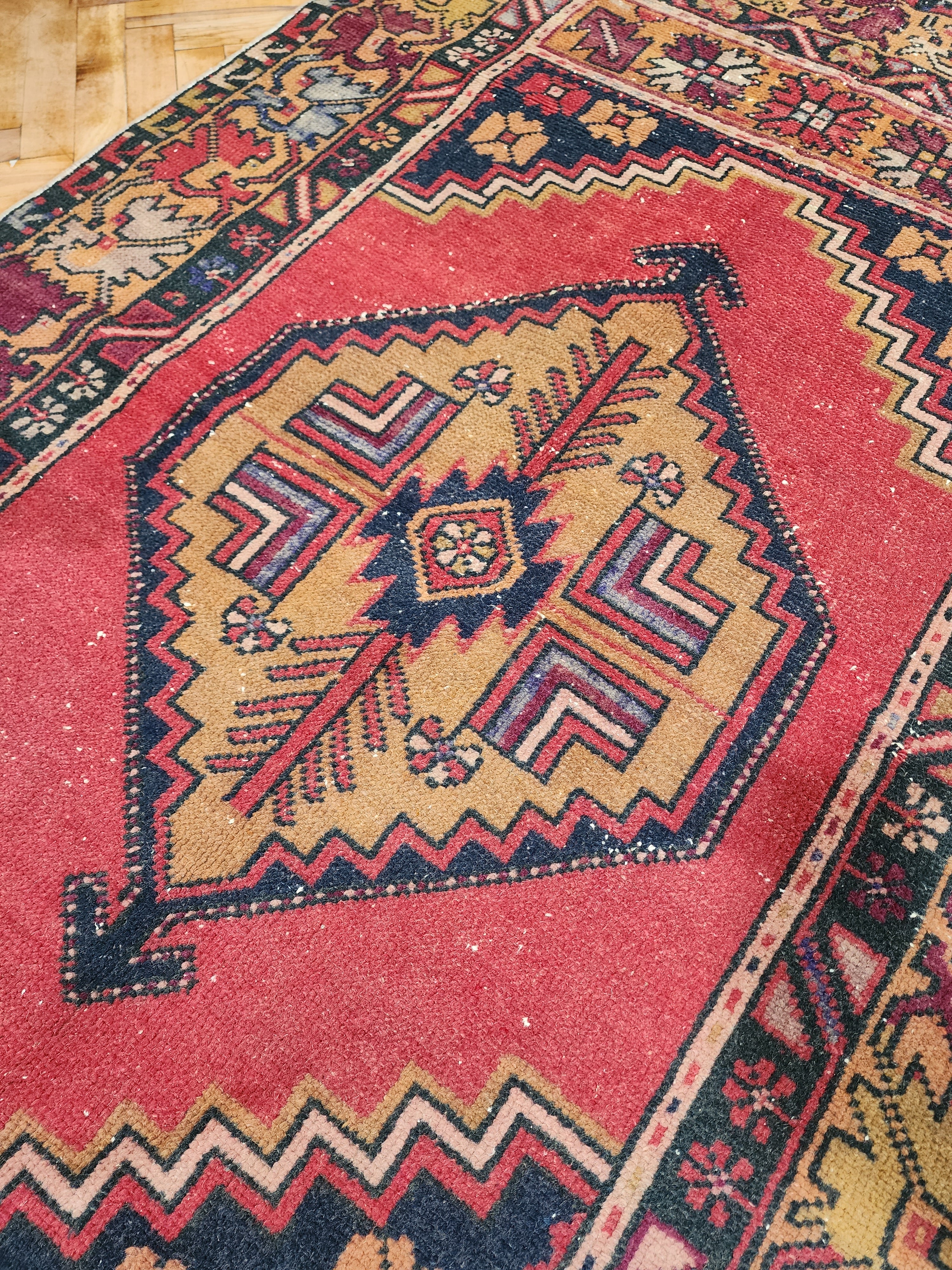 Tapis turc anatolien vintage, tapis tribal nomade fait main, tapis bohème rustique, tapis délavé et vieilli, tapis persan en laine naturelle 5'8"x3'6"