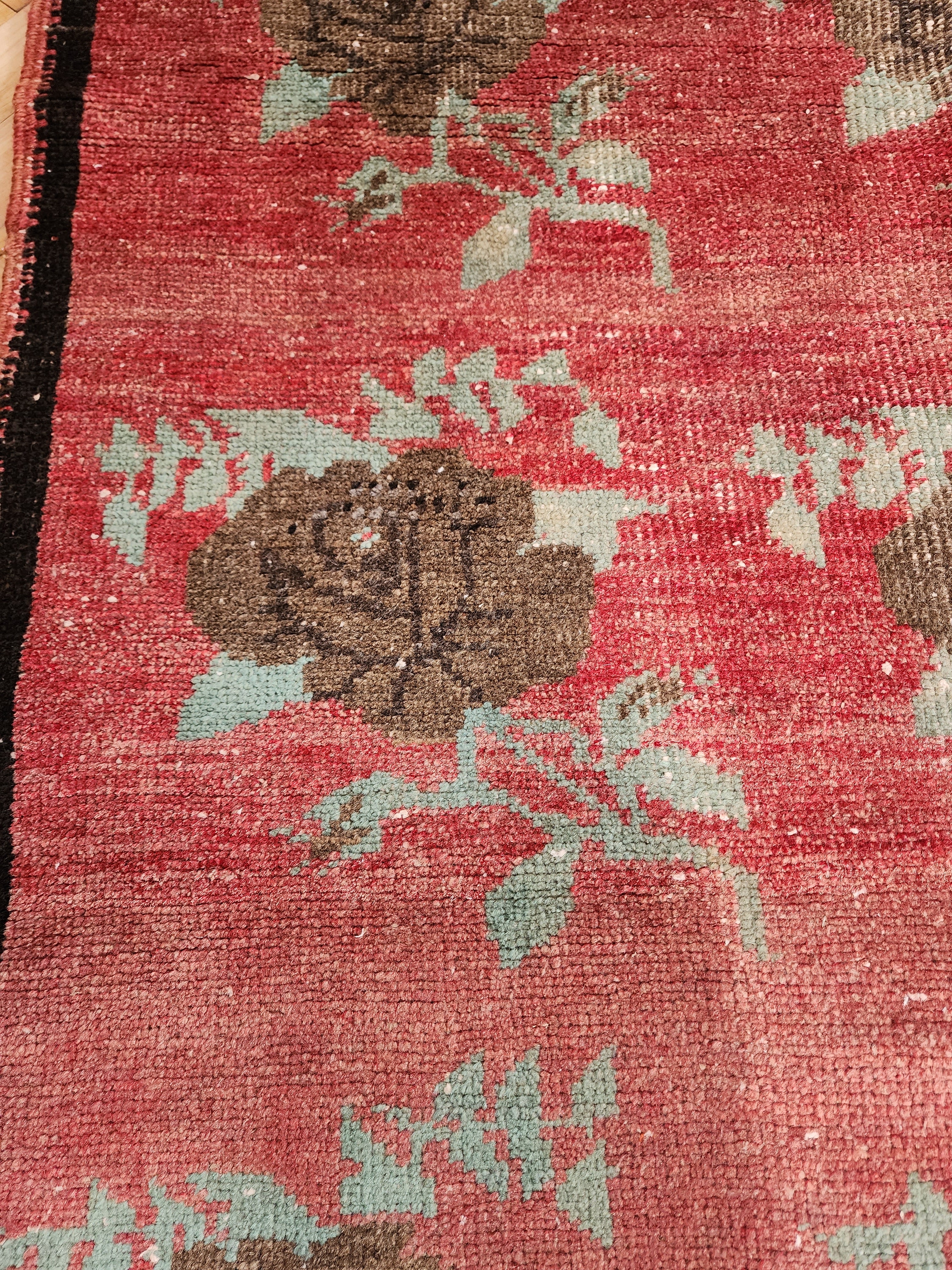 Vintage Anatolian Bohemian Rustic Rug, Sun Faded Pastel Distressed Rug, Organic Wool Living Room Decor Persian Area Rug 5'4"x3'5"
