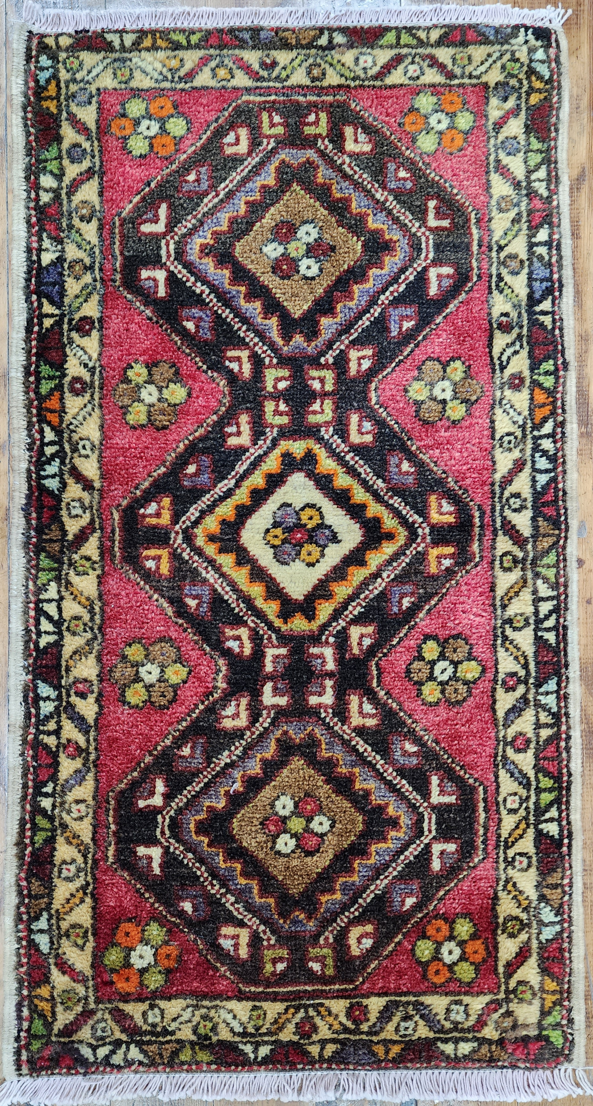 Theodote — Vintage Sivas Small Rug