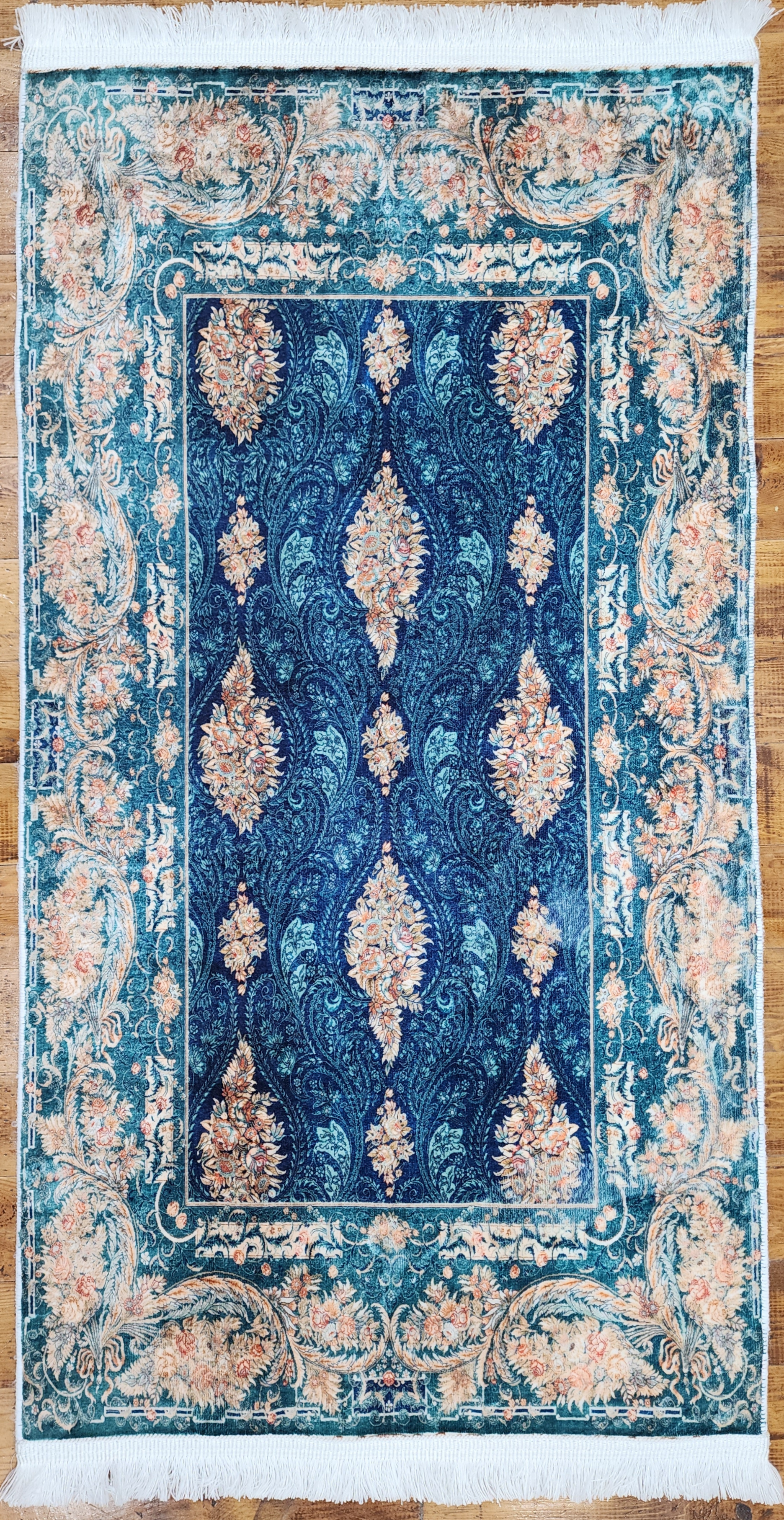 TURKISH BAMBOO SILK RUG, PERSIAN STYLE ORIENTAL VISCOSE SILK FLOOR RUG FOR HALL ENTRY LIVING ROOM OR BEDROOM 2 FT X 3 FT