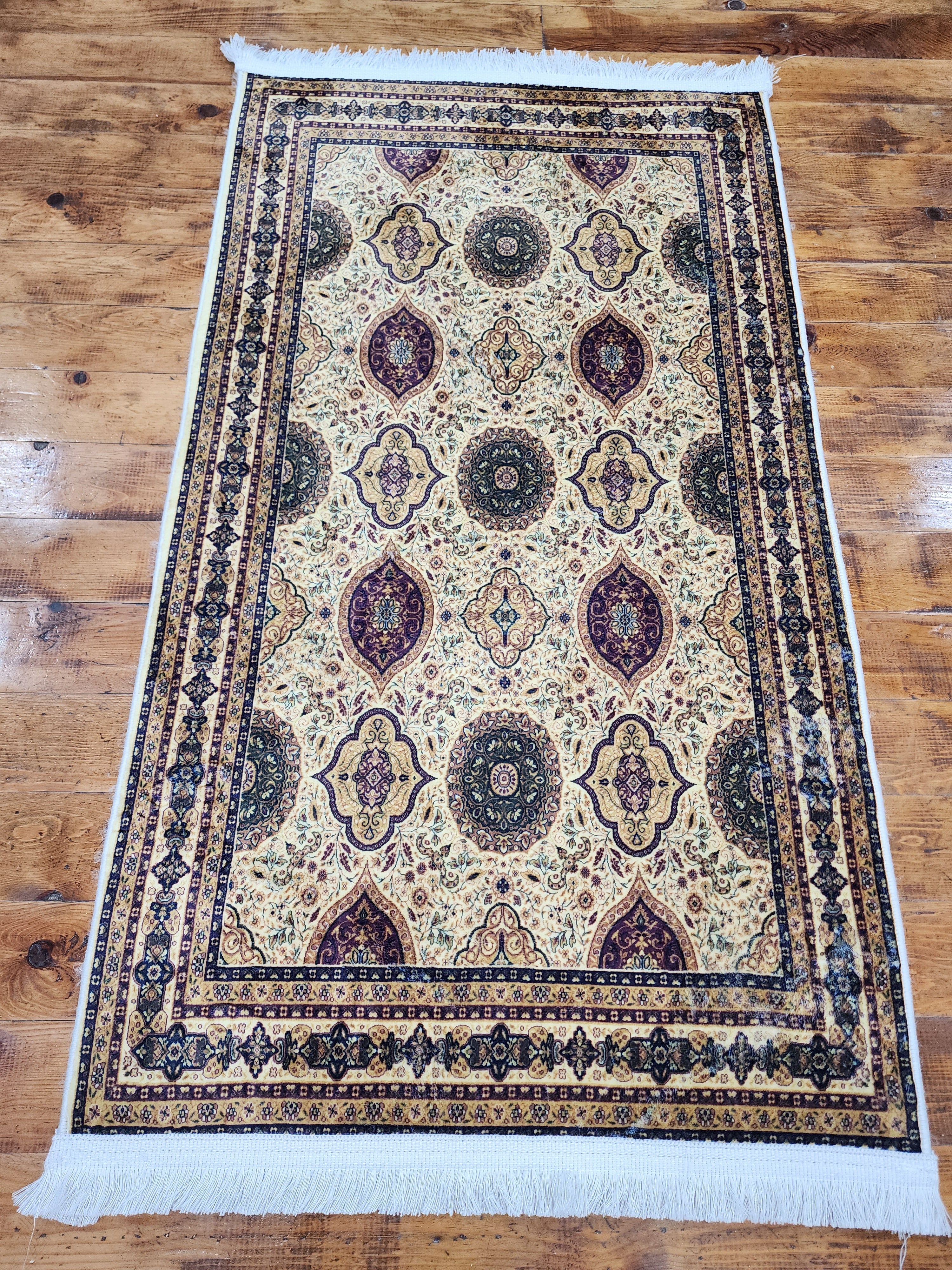 TURKISH BAMBOO SILK RUG, PERSIAN STYLE ORIENTAL VISCOSE SILK FLOOR RUG FOR HALL ENTRY LIVING ROOM OR BEDROOM 2 FT X 3 FT