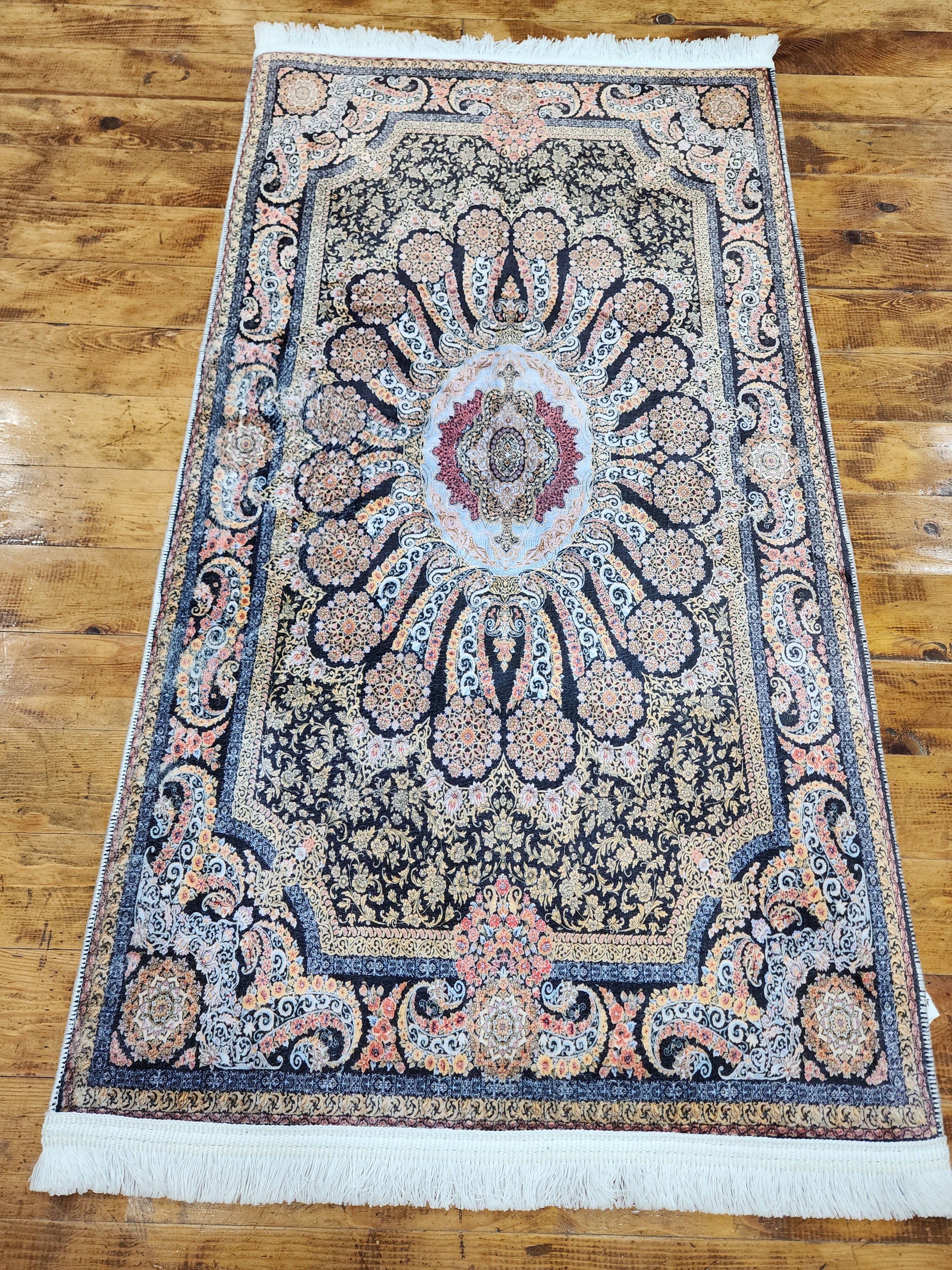 TURKISH BAMBOO SILK RUG, PERSIAN STYLE ORIENTAL VISCOSE SILK FLOOR RUG FOR HALL ENTRY LIVING ROOM OR BEDROOM 2 FT X 3 FT
