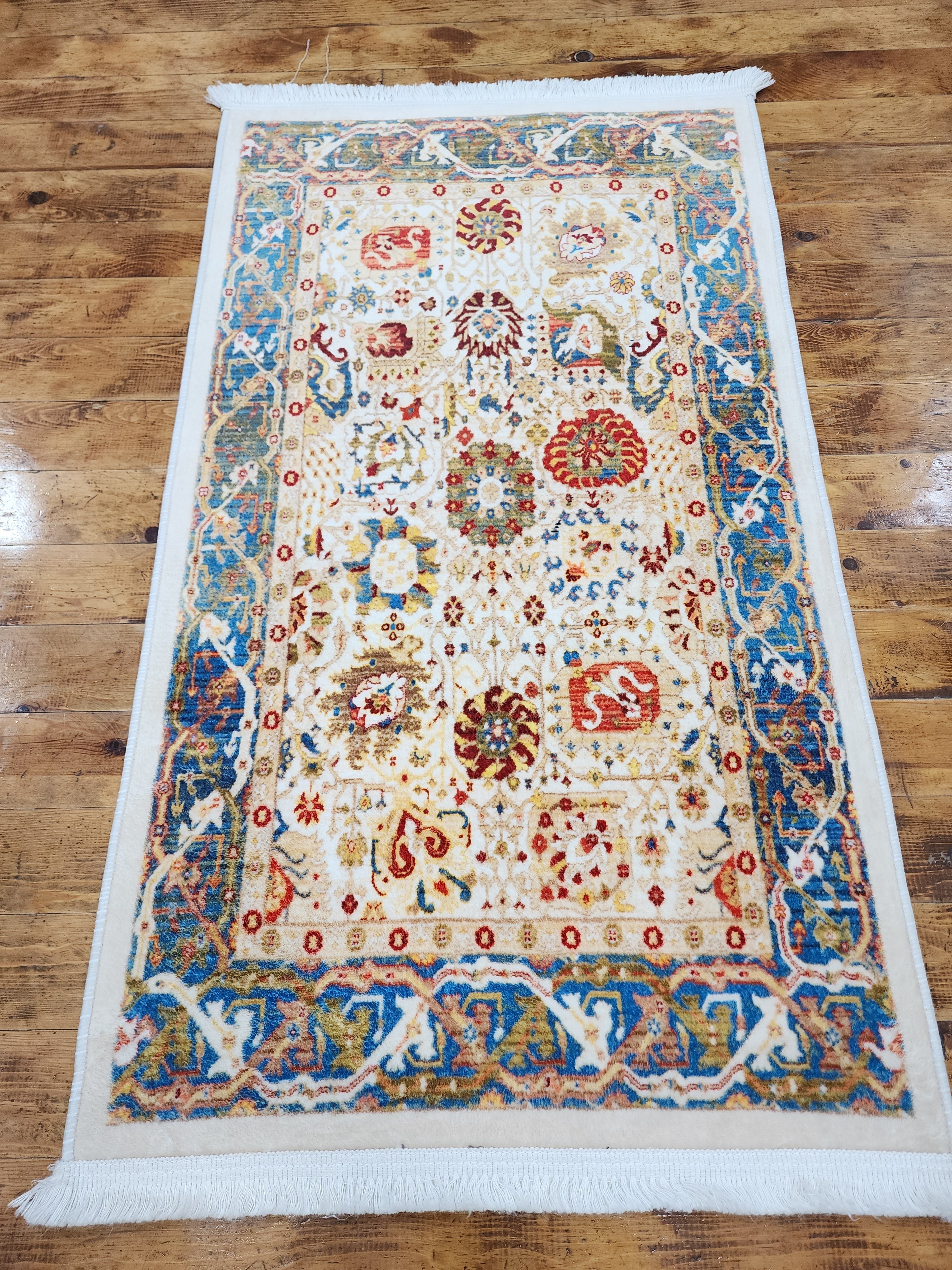 TURKISH BAMBOO SILK RUG, PERSIAN STYLE ORIENTAL VISCOSE SILK FLOOR RUG FOR HALL ENTRY LIVING ROOM OR BEDROOM 2 FT X 3 FT