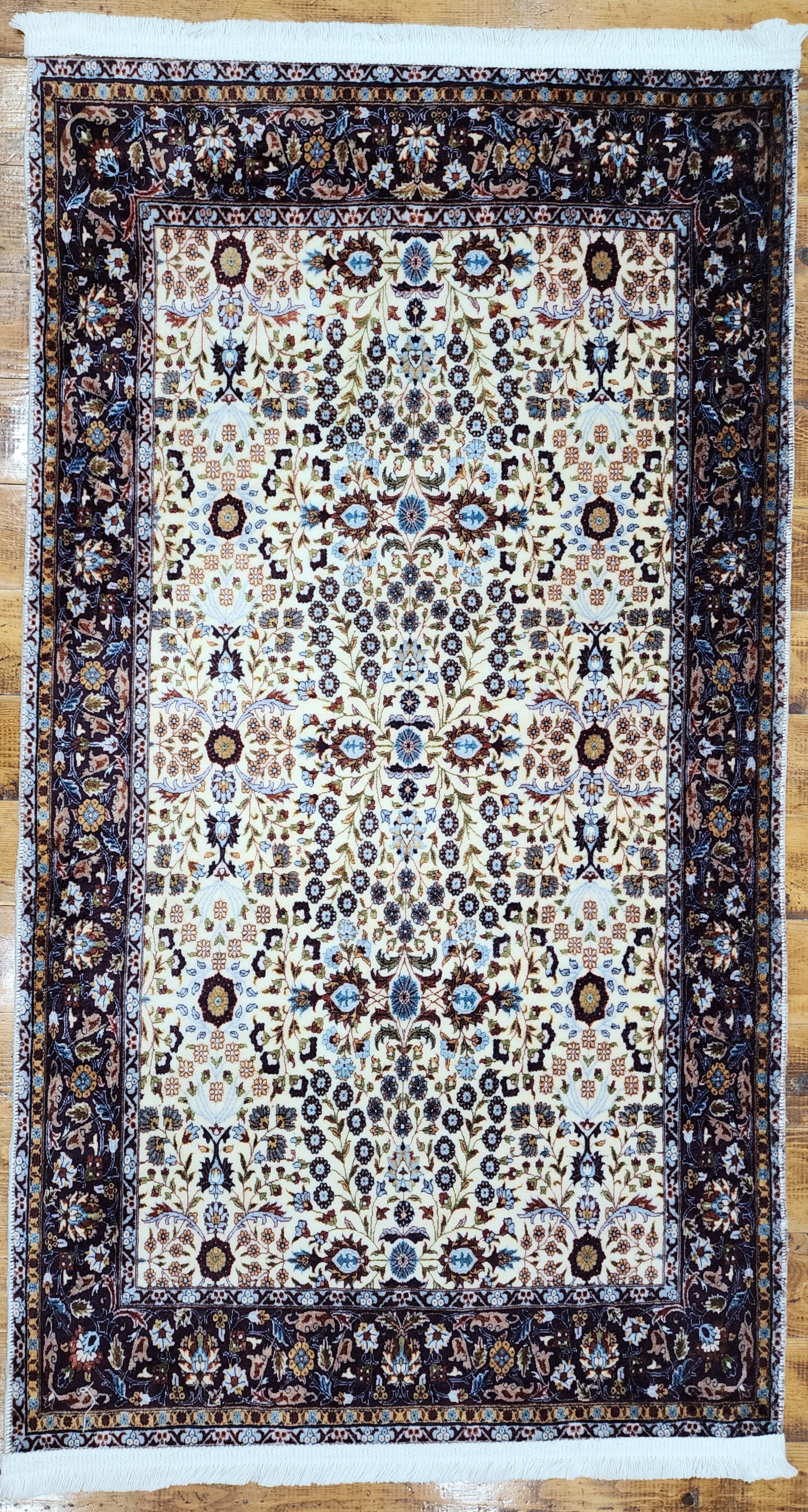 TURKISH BAMBOO SILK RUG, PERSIAN STYLE ORIENTAL VISCOSE SILK FLOOR RUG FOR HALL ENTRY LIVING ROOM OR BEDROOM 2 FT X 3 FT