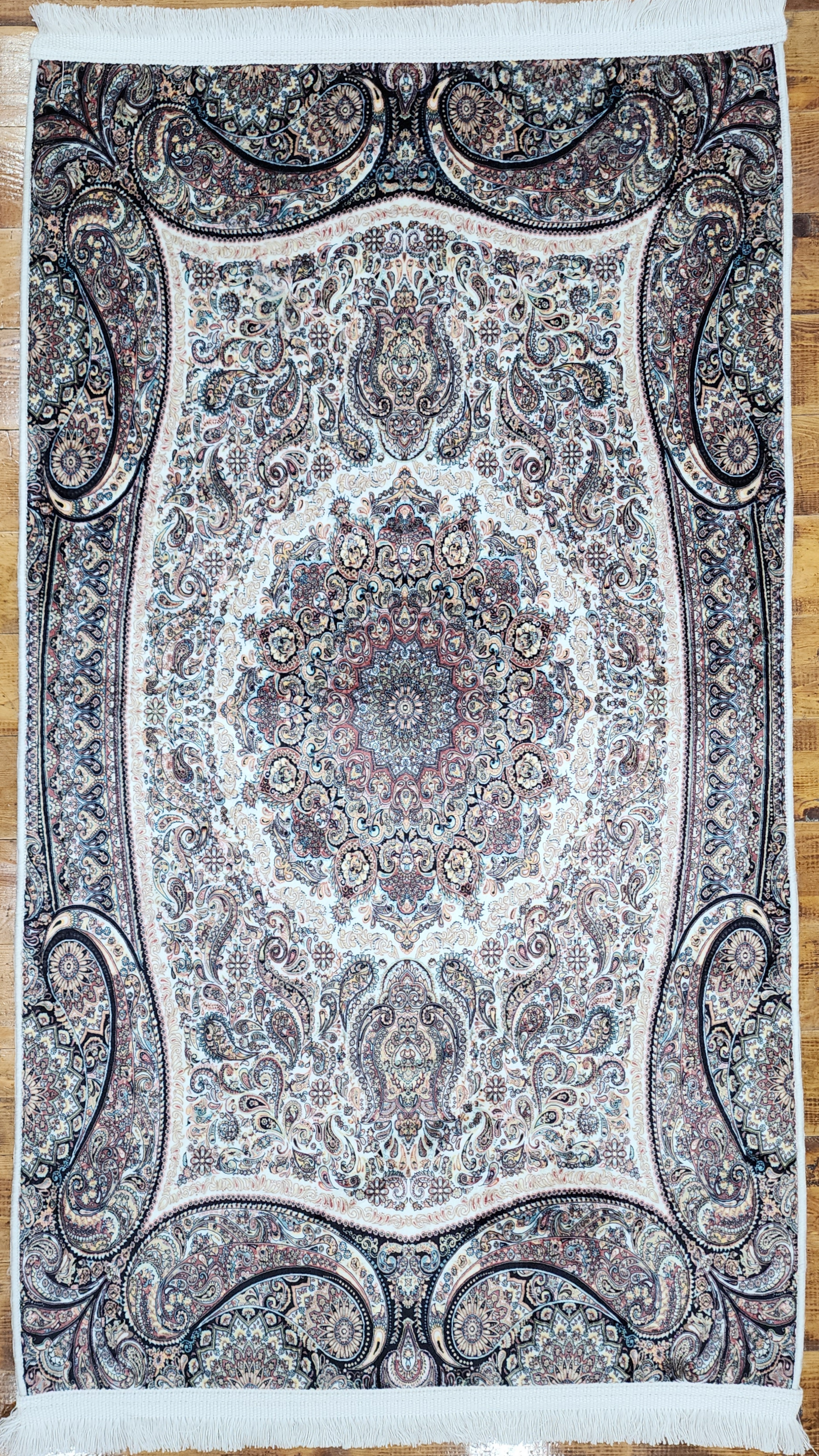 TURKISH BAMBOO SILK RUG, PERSIAN STYLE ORIENTAL VISCOSE SILK FLOOR RUG FOR HALL ENTRY LIVING ROOM OR BEDROOM 2 FT X 3 FT