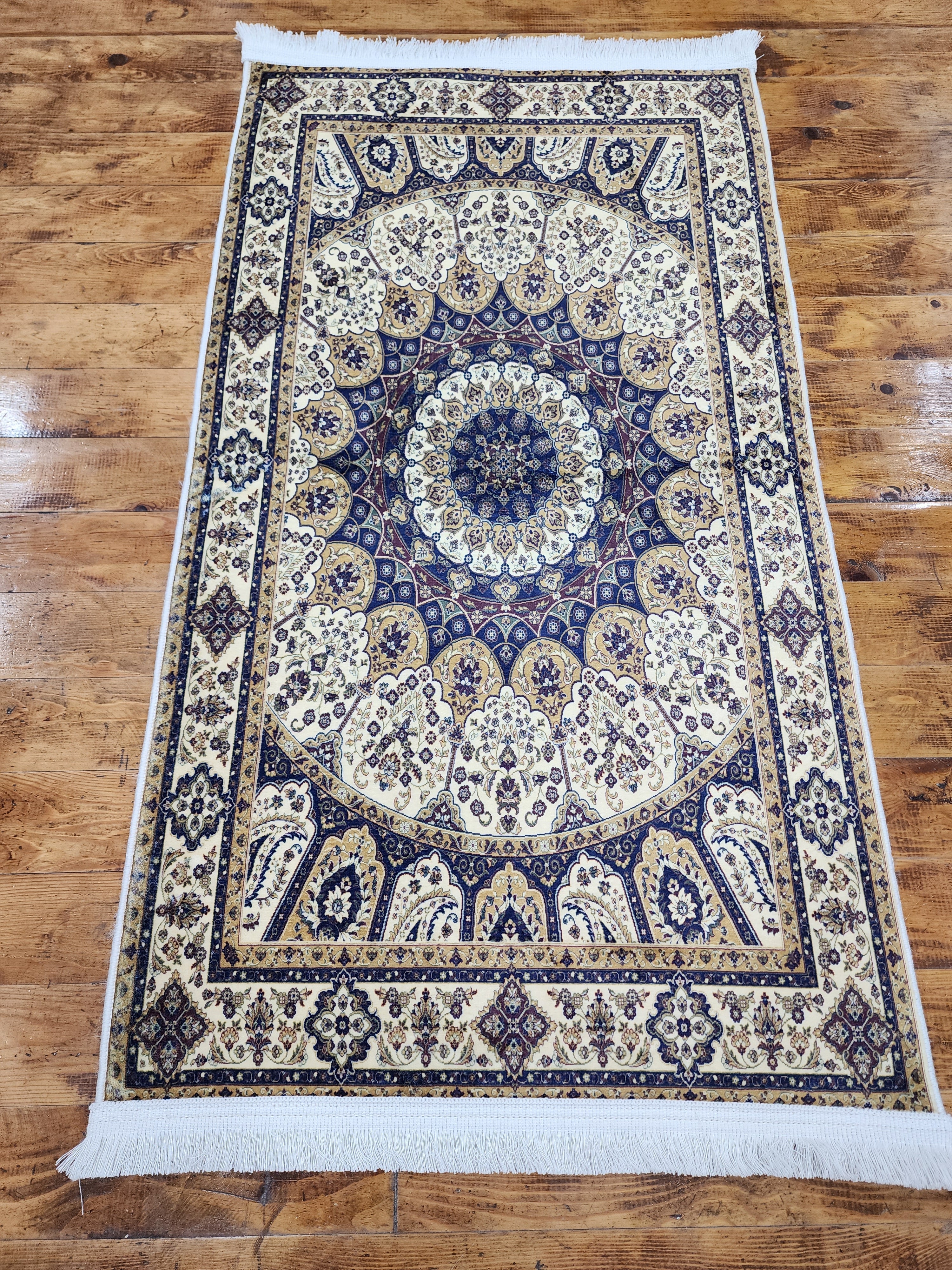 TURKISH BAMBOO SILK RUG, PERSIAN STYLE ORIENTAL VISCOSE SILK FLOOR RUG FOR HALL ENTRY LIVING ROOM OR BEDROOM 2 FT X 3 FT