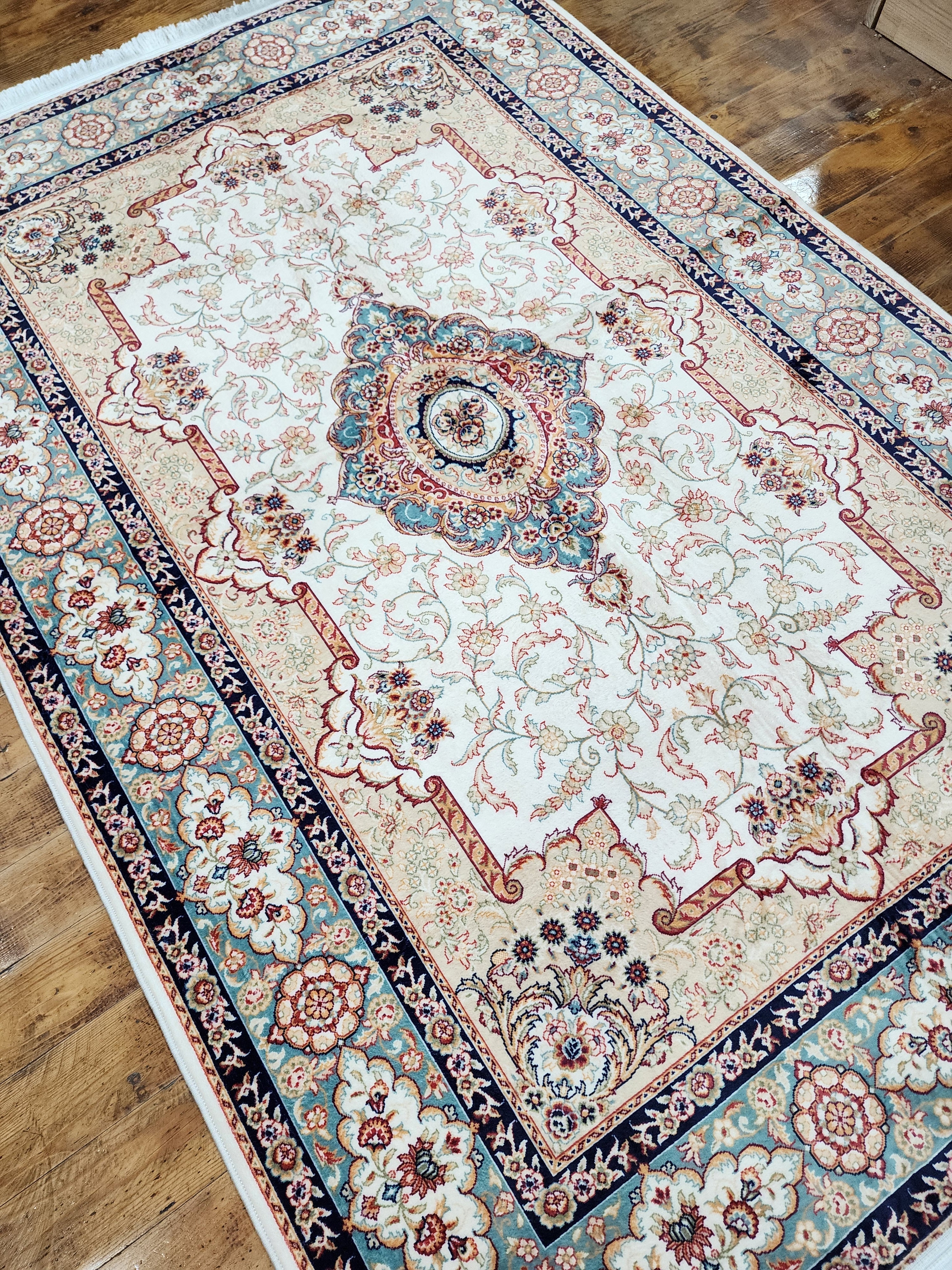 TURKISH BAMBOO SILK RUG, PERSIAN STYLE ORIENTAL VISCOSE SILK FLOOR RUG FOR HALL ENTRY LIVING ROOM OR BEDROOM 4 FT X 6 FT