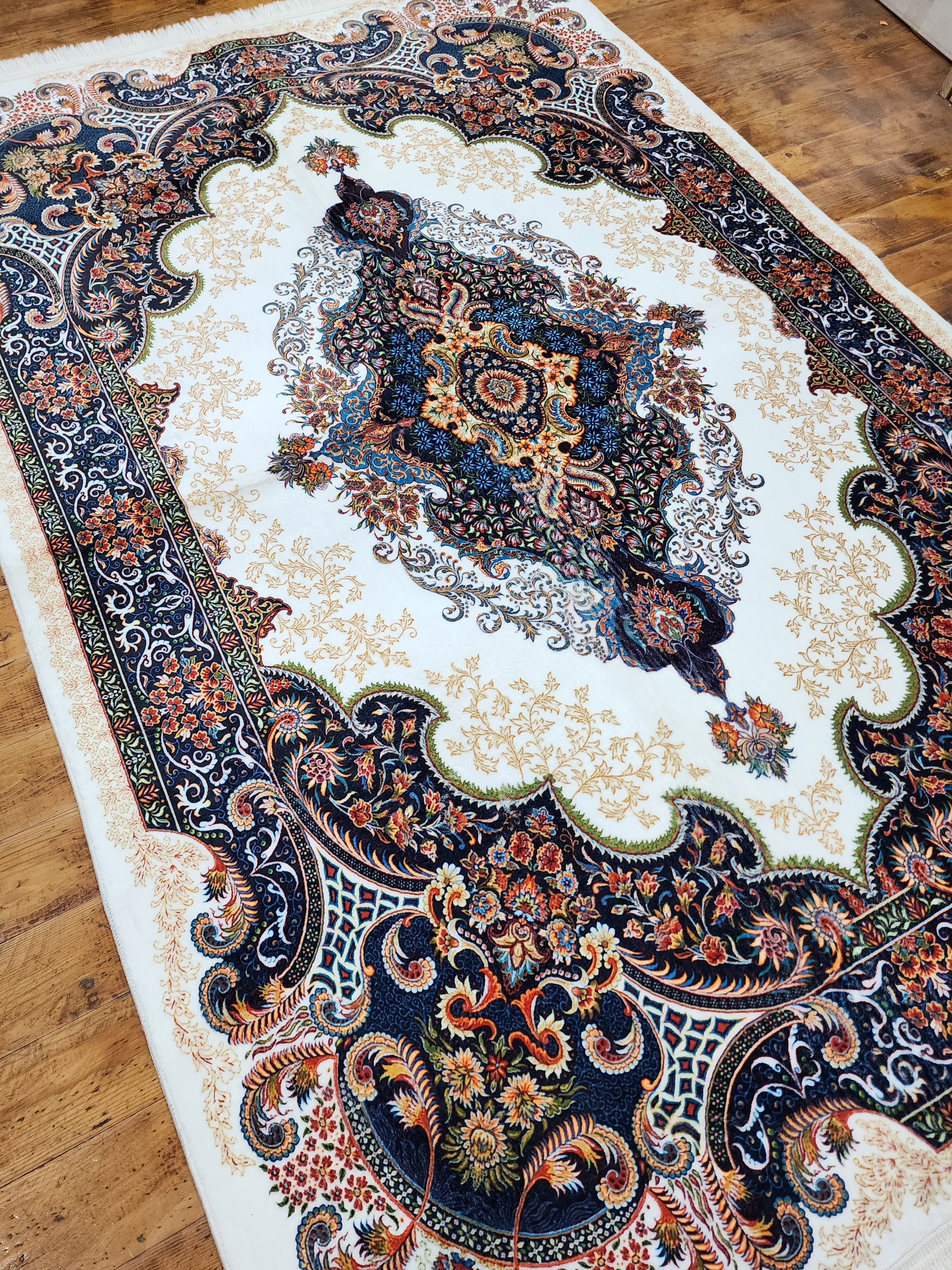 TURKISH BAMBOO SILK RUG, PERSIAN STYLE ORIENTAL VISCOSE SILK FLOOR RUG FOR HALL ENTRY LIVING ROOM OR BEDROOM 4 FT X 6 FT