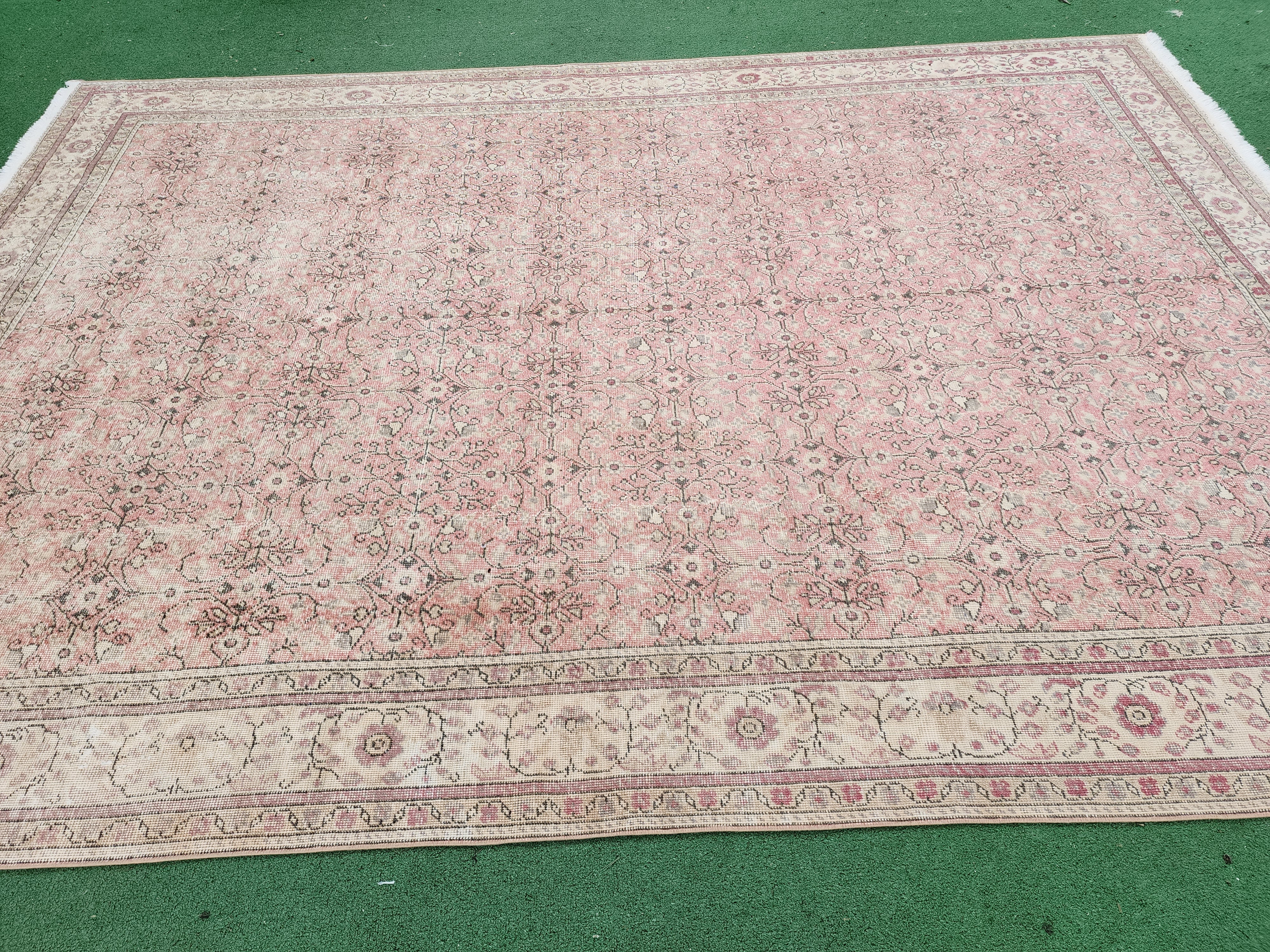 vintage Kayseri Wool Large Area Rug — pattern close-up