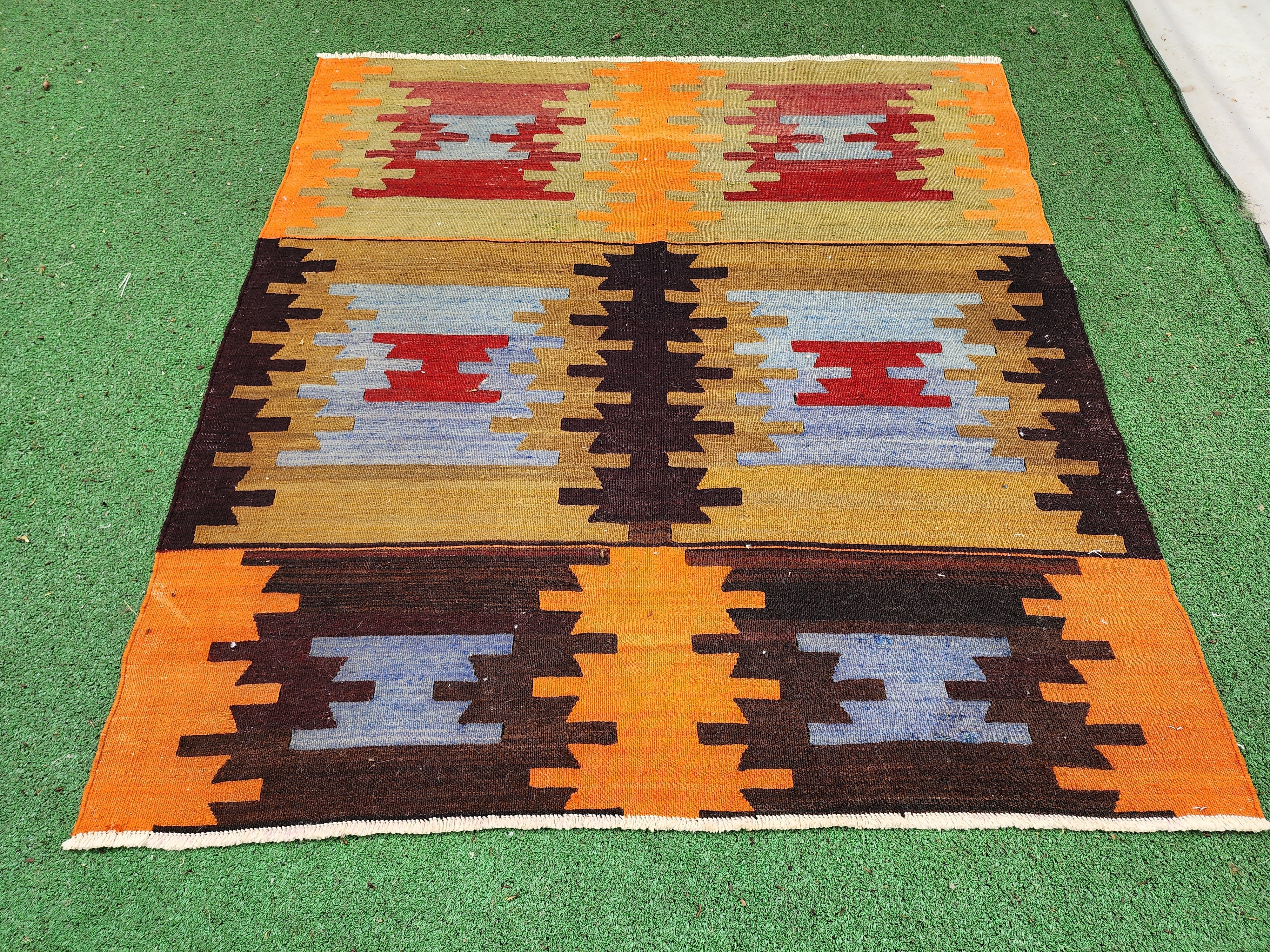 vintage Anatolian Wool Small Rug — detail texture