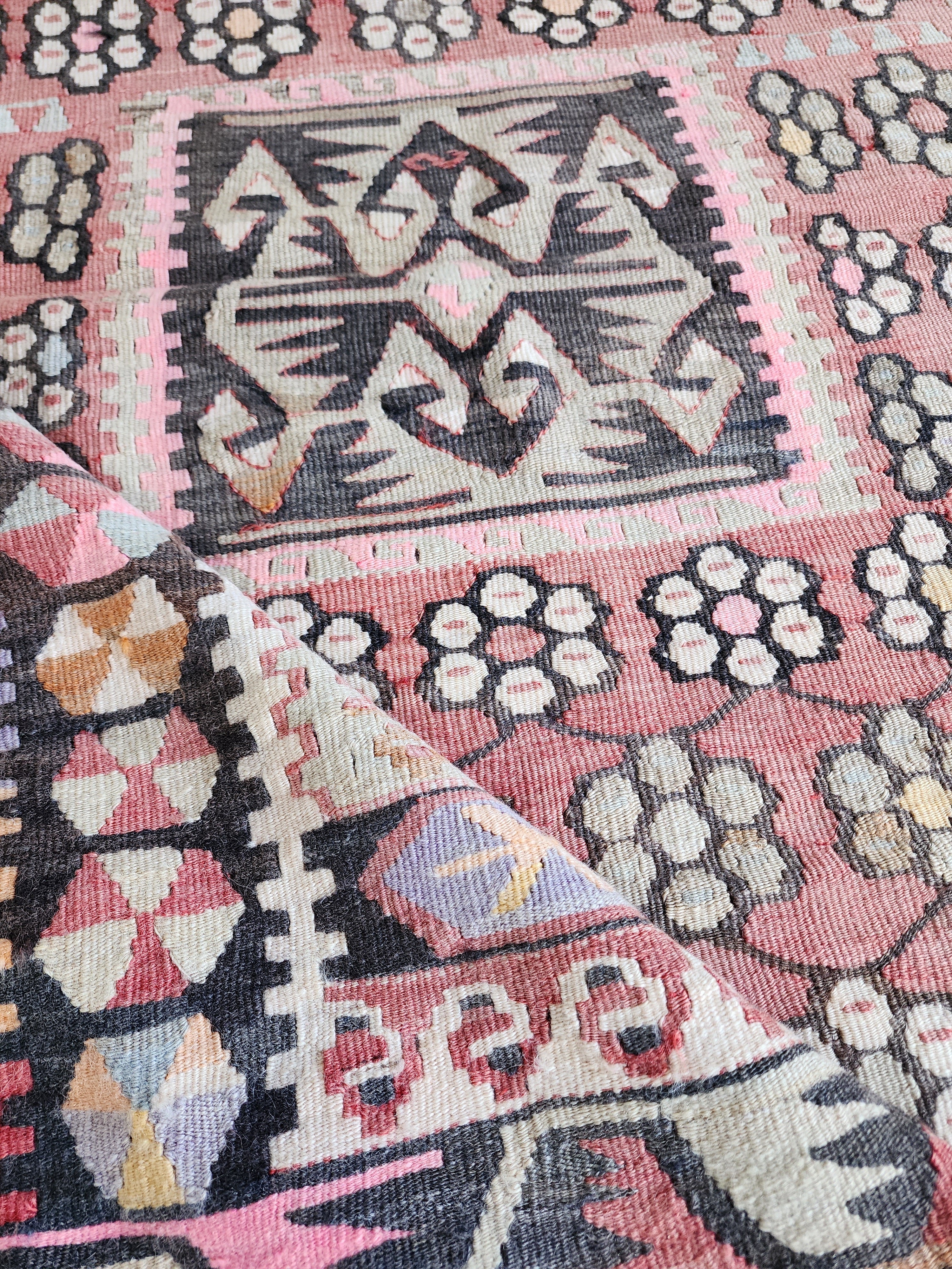 vintage Kilim Wool Small Rug — corner detail