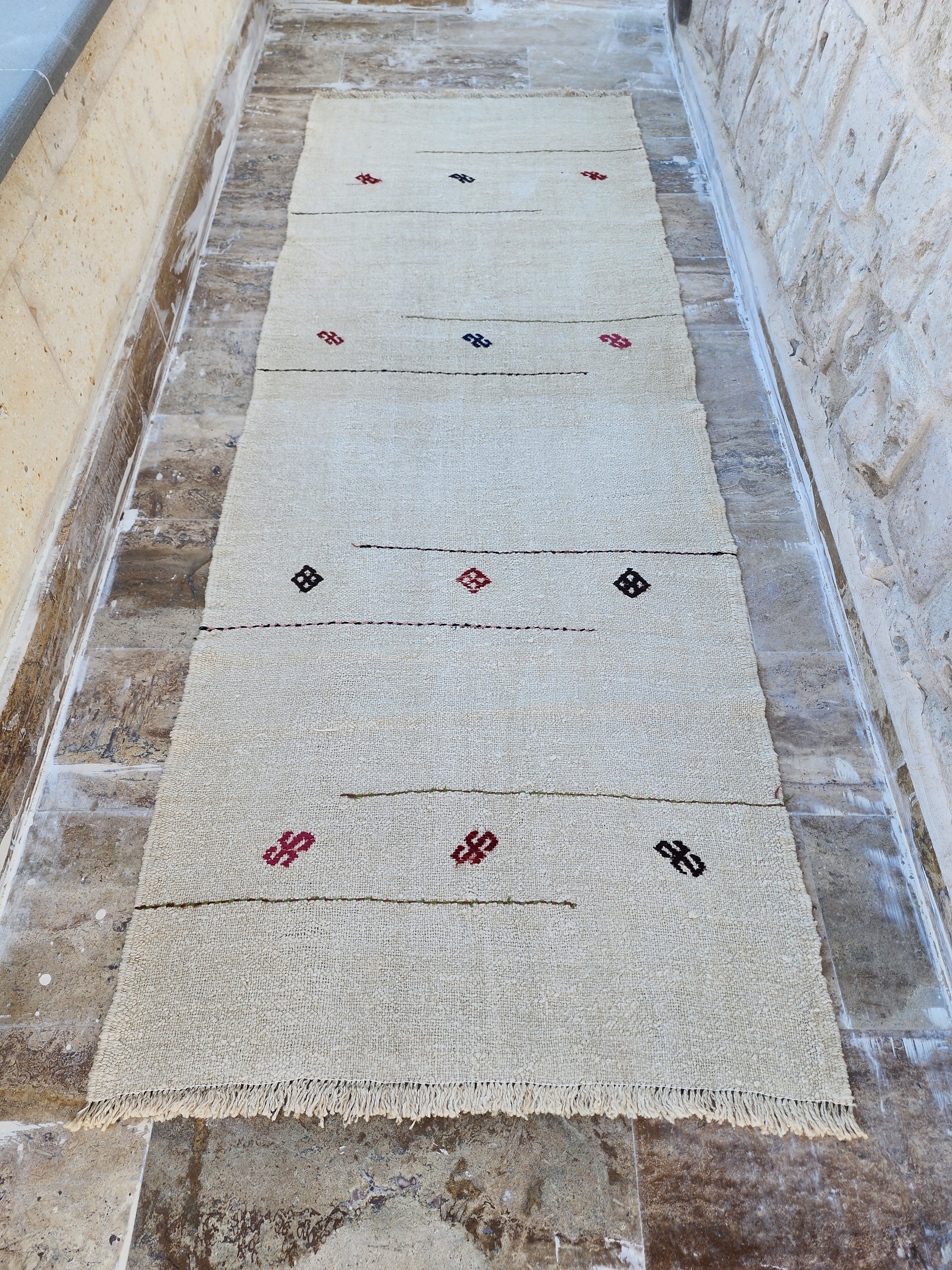 Anatolian Kilim Runner Rug 8'8''x3'2'' Minimalist 100% Natural Hemp Floor Covering, Moroccan Berber Style Handmade Wool Boho Rustic Rug