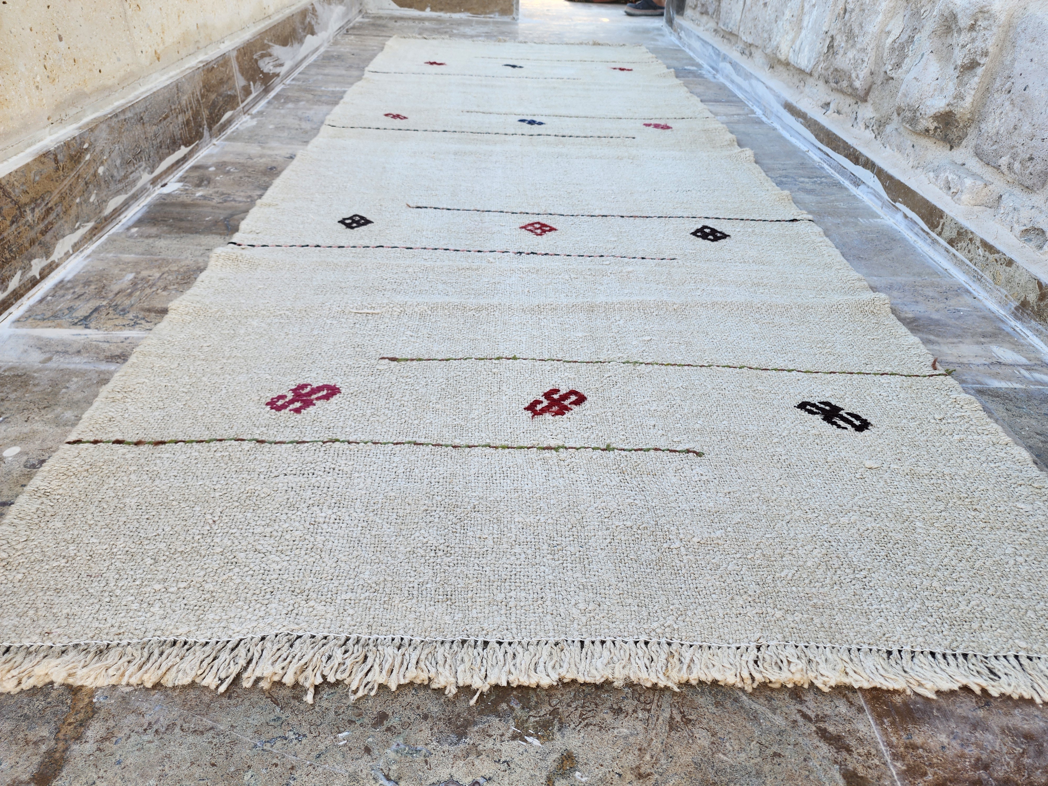 Anatolian Kilim Runner Rug 8'8''x3'2'' Minimalist 100% Natural Hemp Floor Covering, Moroccan Berber Style Handmade Wool Boho Rustic Rug