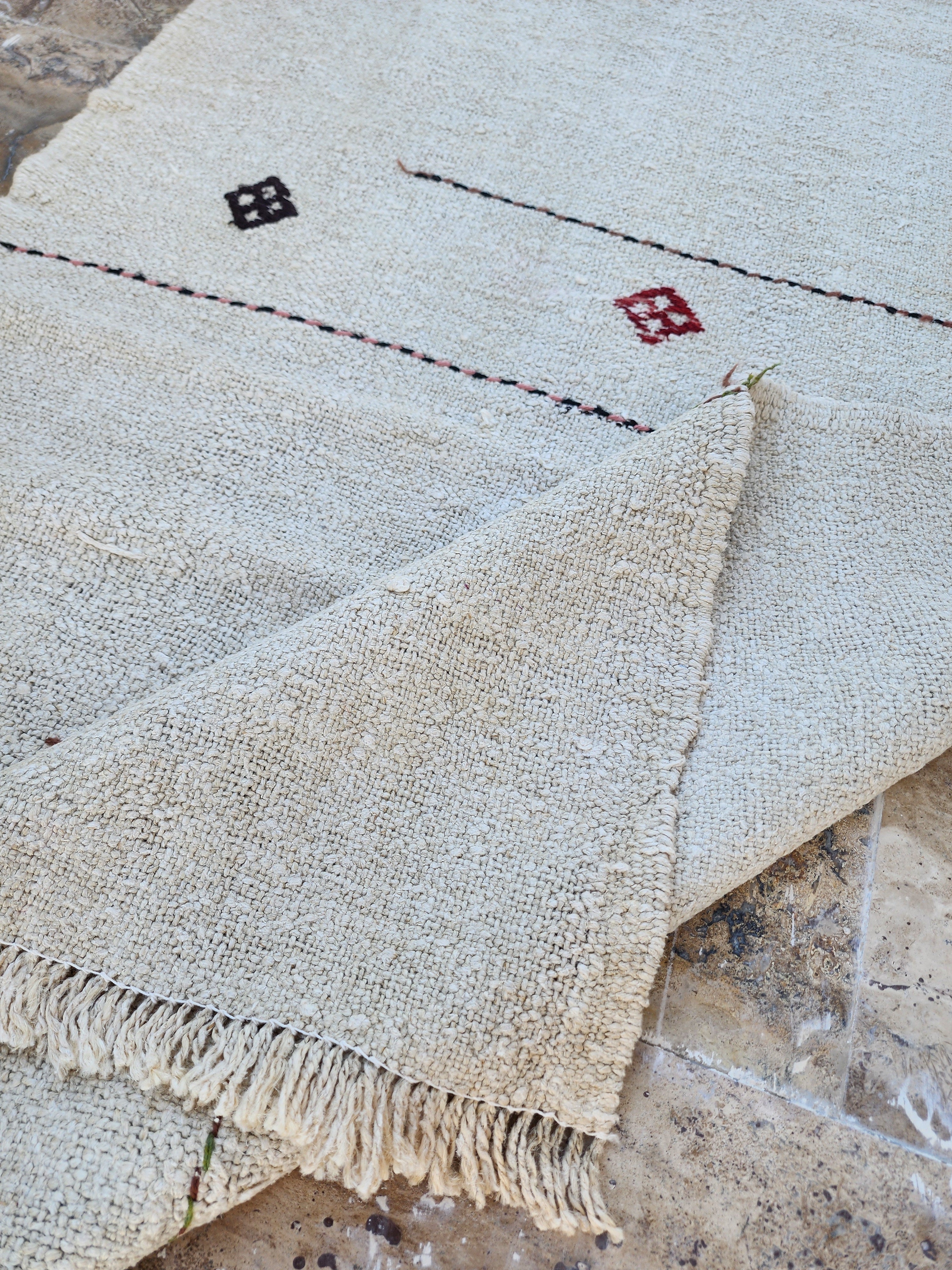 Anatolian Kilim Runner Rug 8'8''x3'2'' Minimalist 100% Natural Hemp Floor Covering, Moroccan Berber Style Handmade Wool Boho Rustic Rug