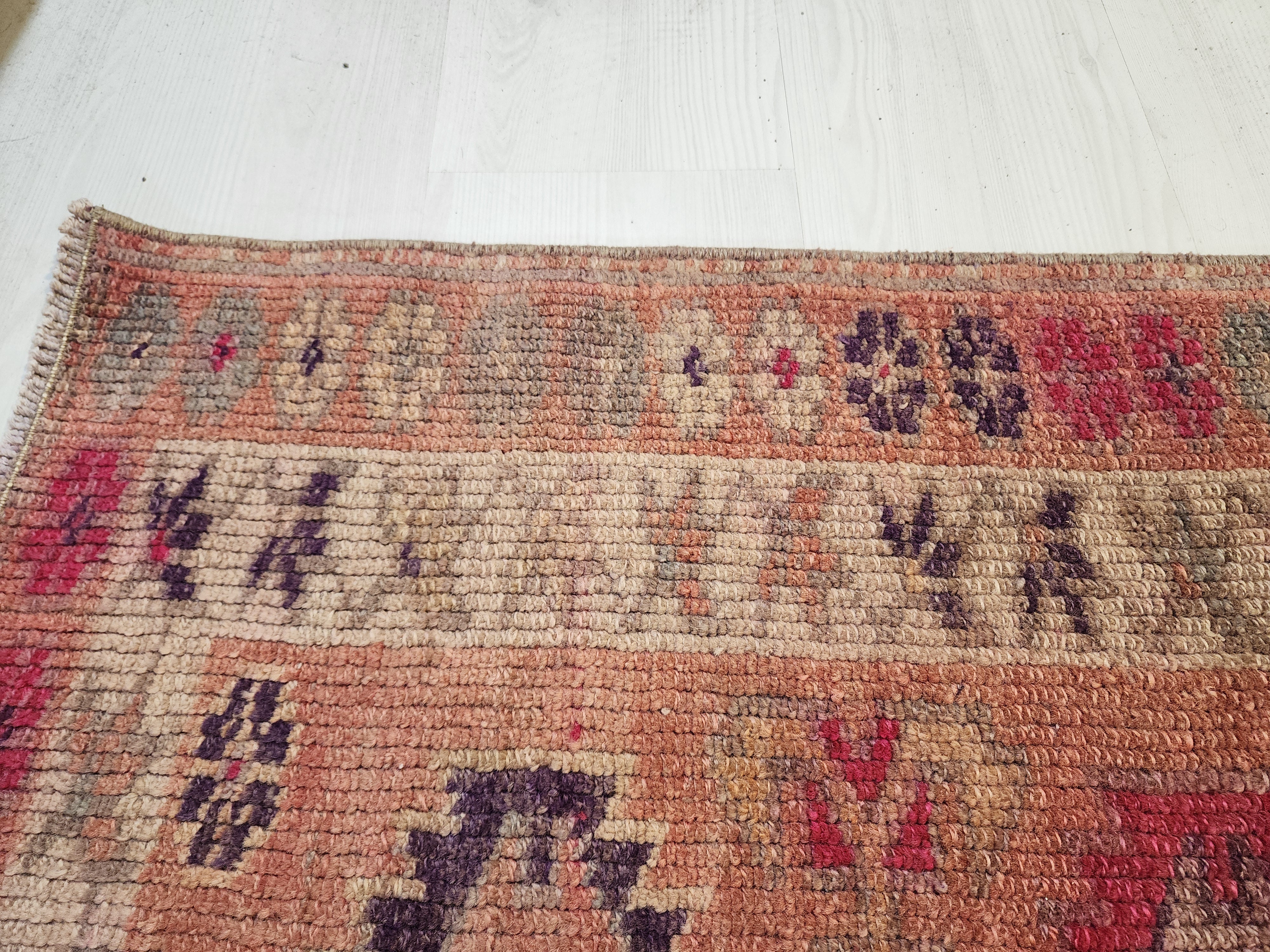 vintage Oushak Wool Runner Rug — edge weave