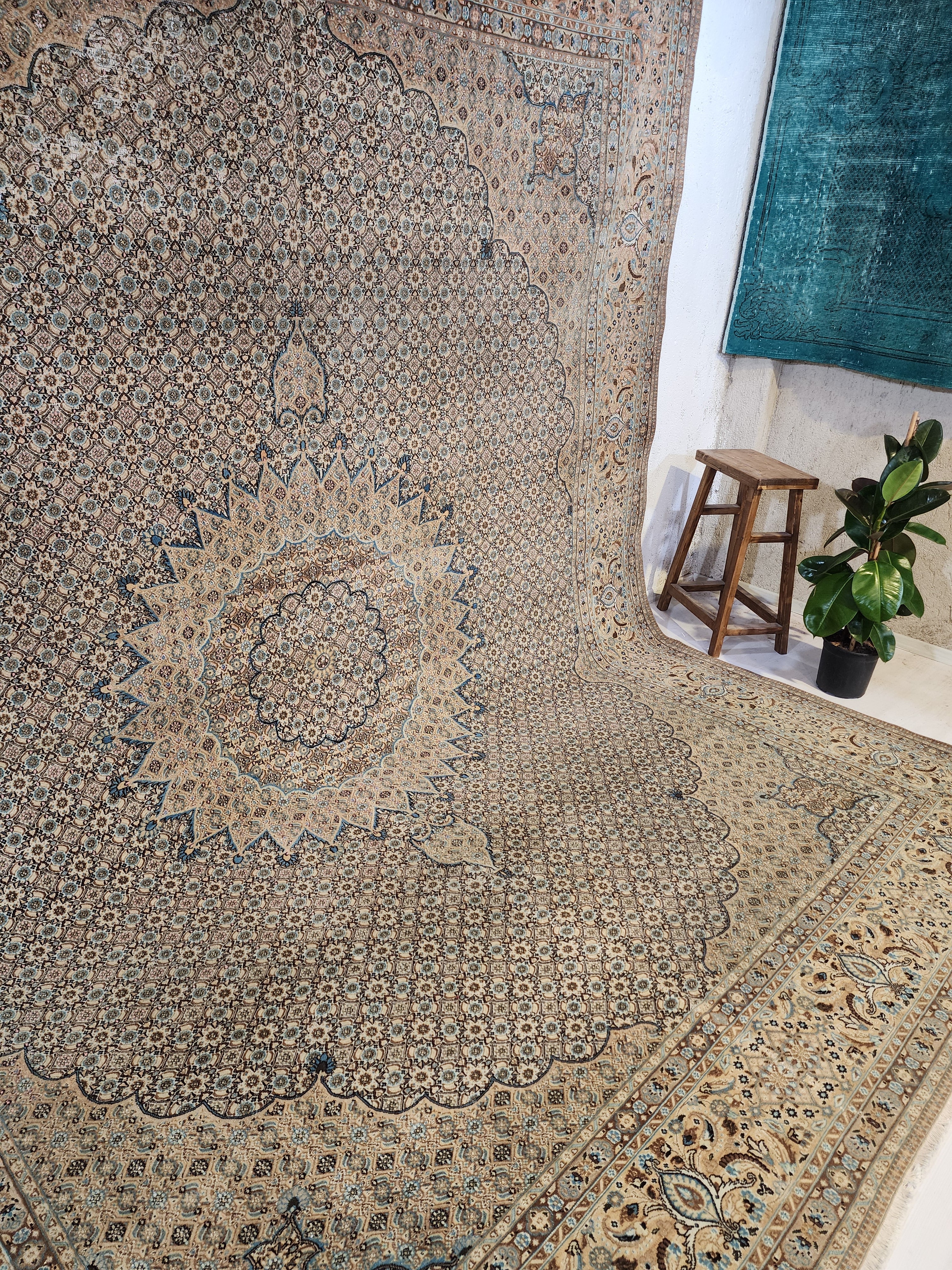 Trygon — Antique Anatolian Wool Large Area Rug