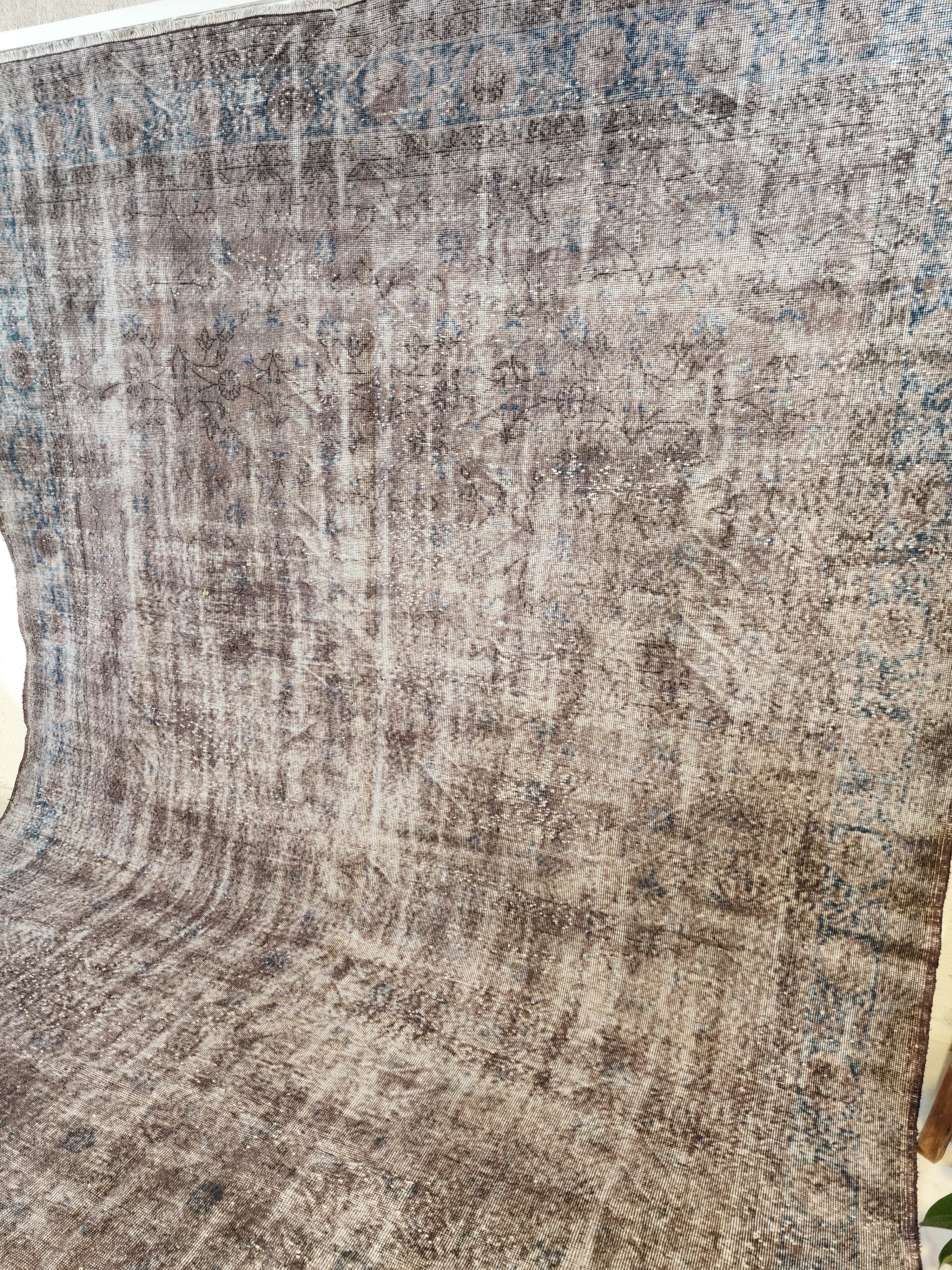 Pronoea — Vintage Anatolian Wool Large Area Rug