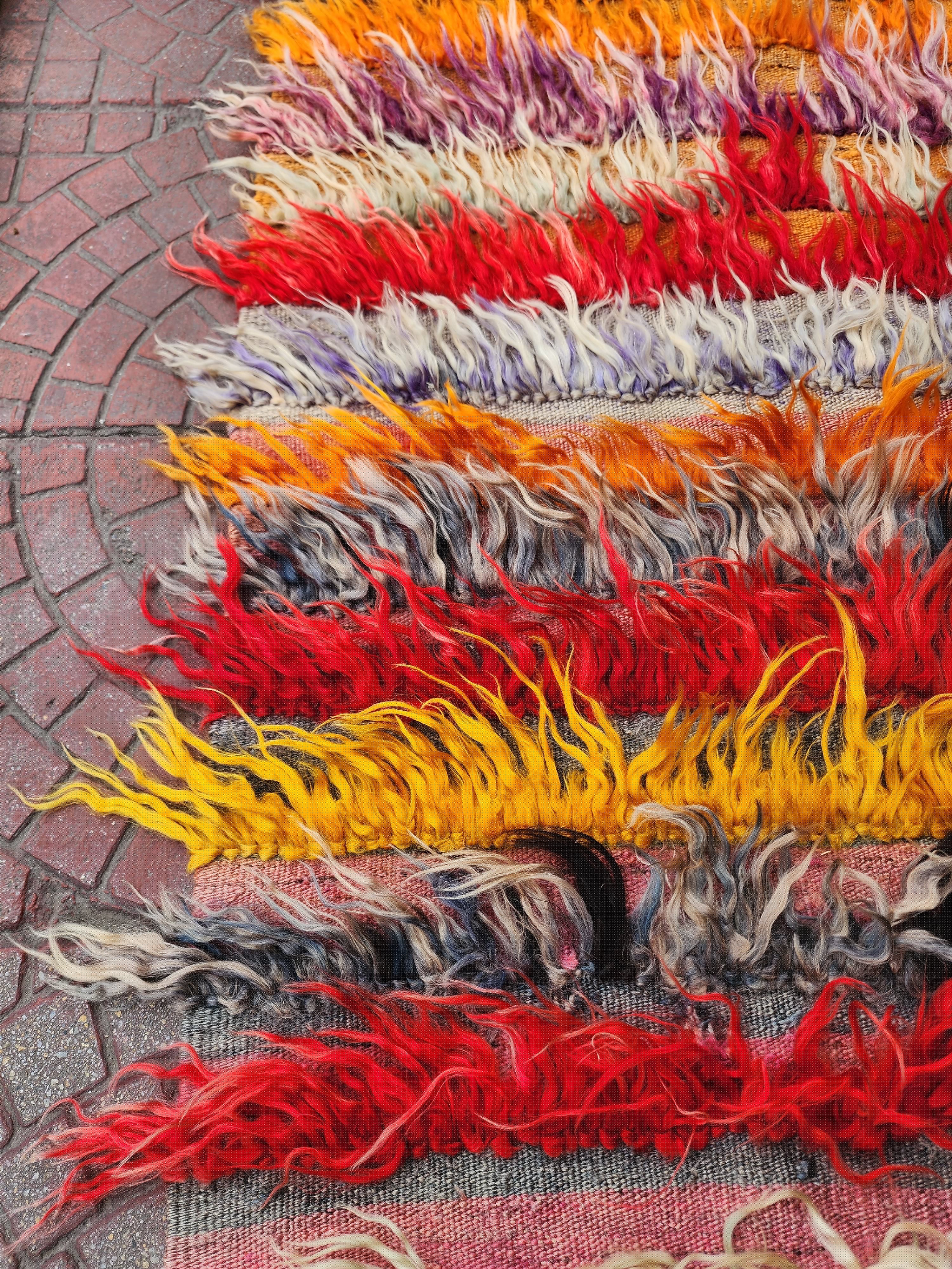 vintage Anatolian Wool Small Rug — corner detail