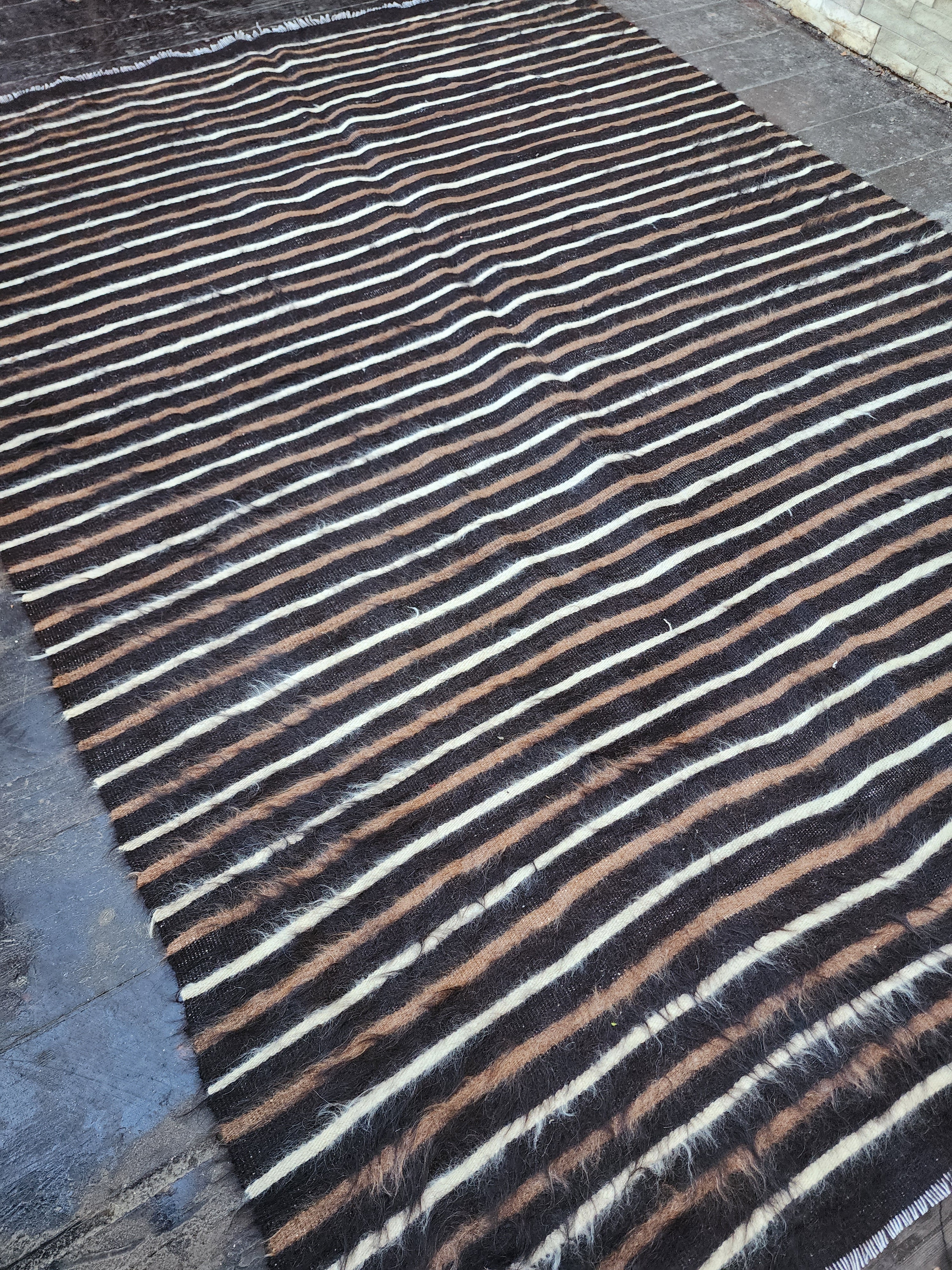 Alfombra turca vintage de angora, alfombra kilim marrón, decoración del hogar bohemia, alfombra kilim rústica, alfombra de lana orgánica hecha a mano bohemia, 5'8'' x 4'3'' ft
